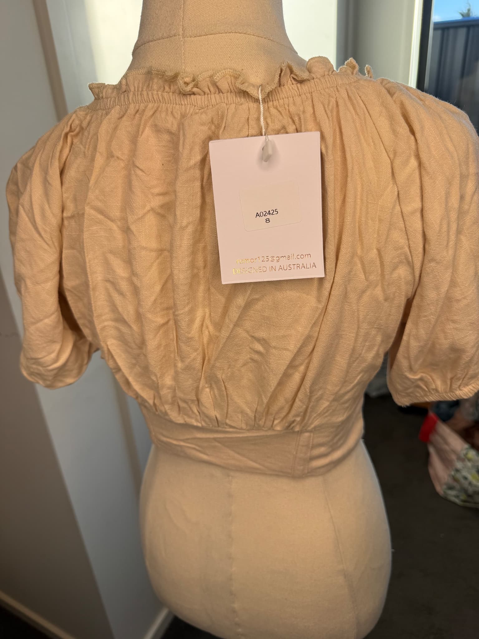 Beige Puff Sleeve Tie-Front Corset Crop Top — photo 4 of 6