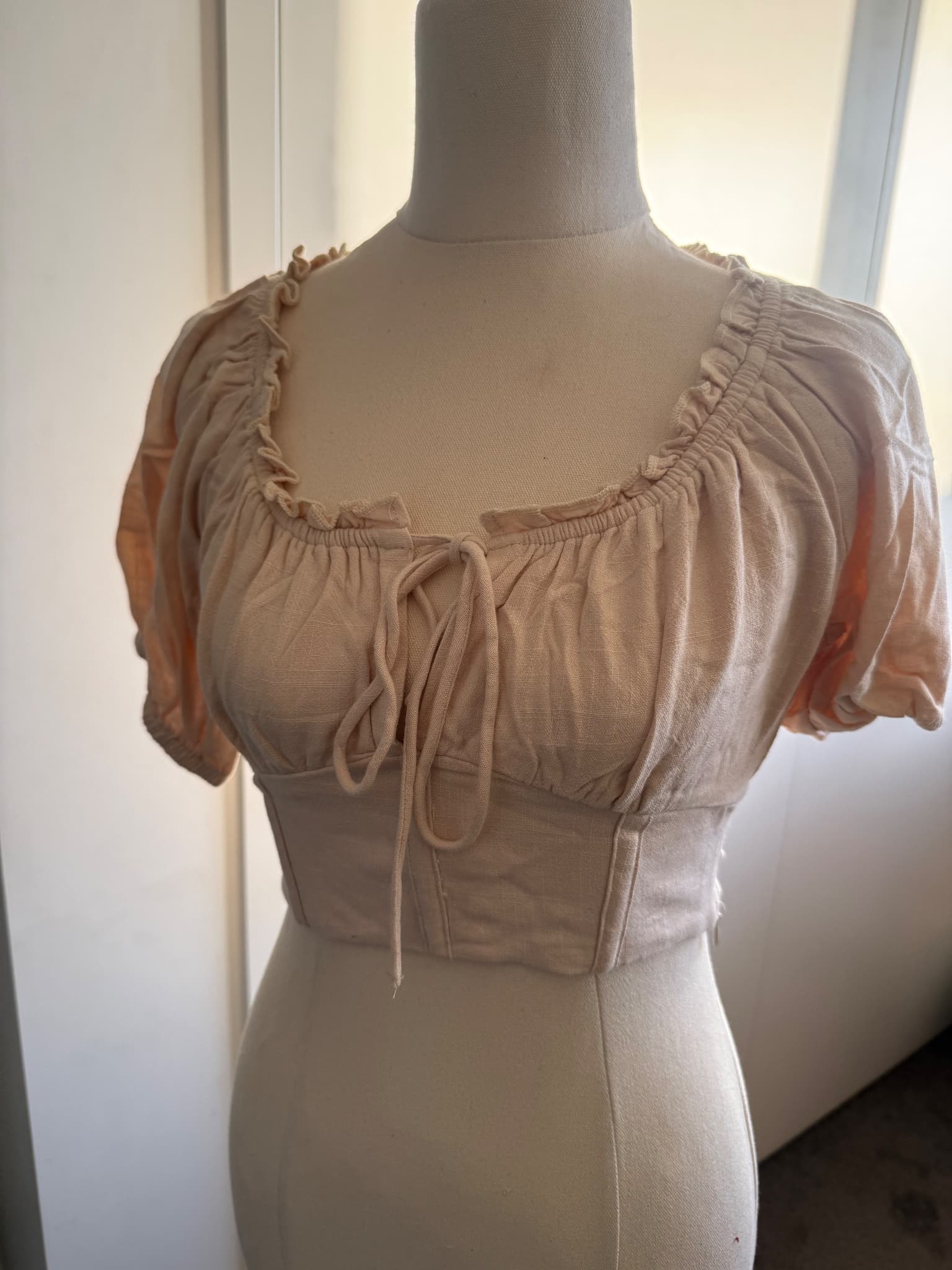 Beige Puff Sleeve Tie-Front Corset Crop Top — photo 6 of 6