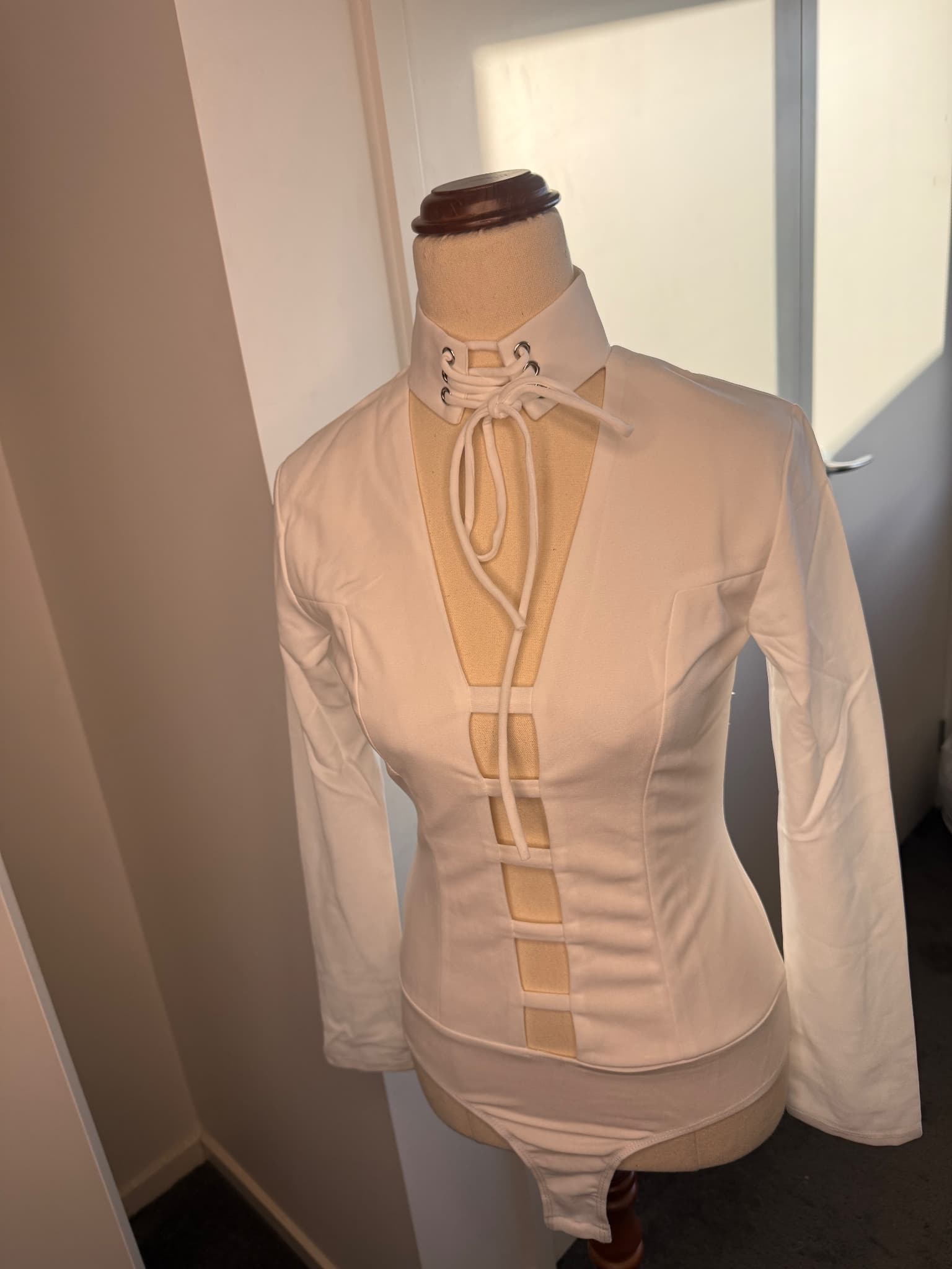 Rumor Boutique White Lace-Up Choker Long Sleeve Bodysuit — photo 2 of 4