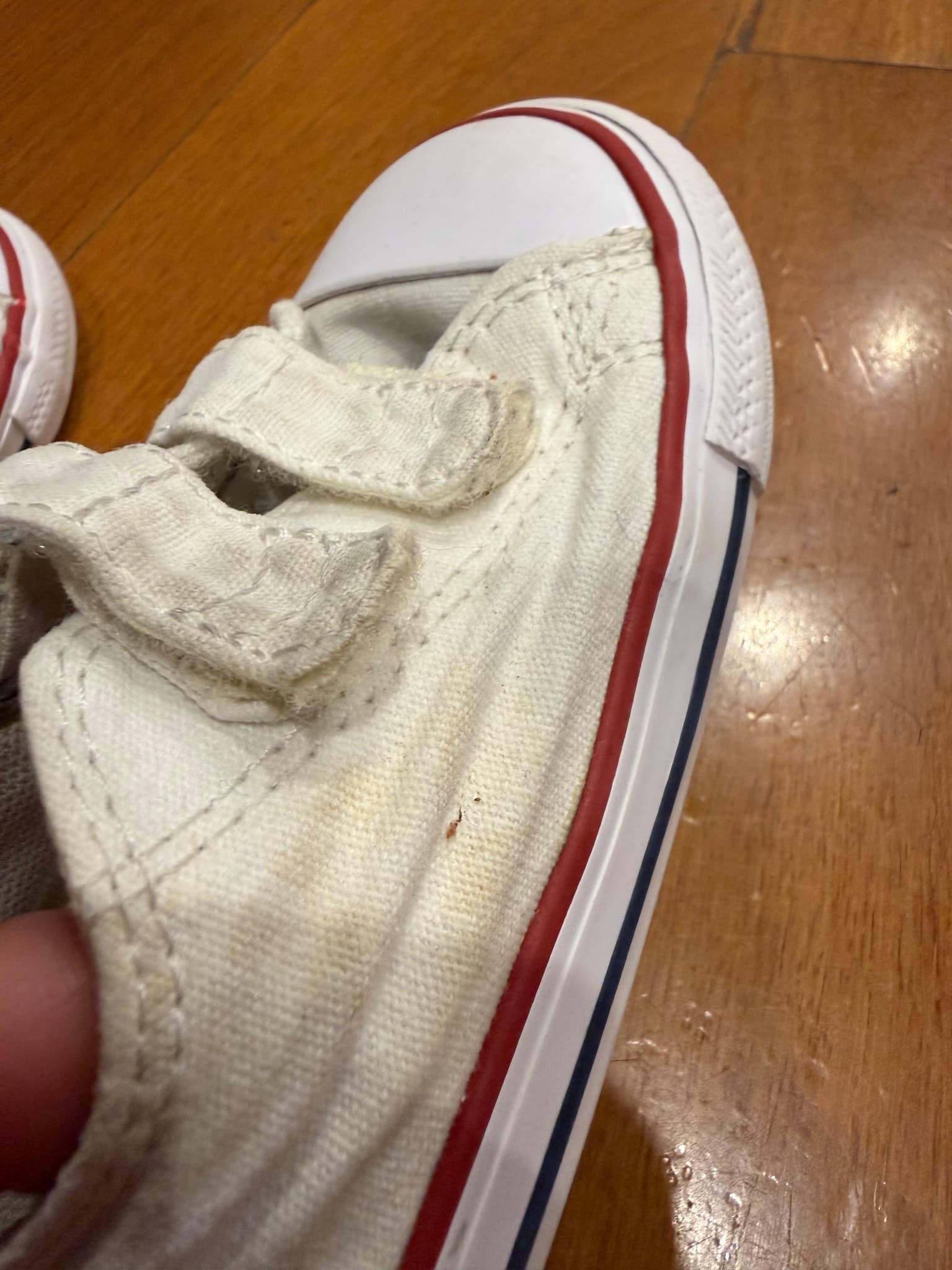 Converse Chuck Taylor All Star Kids White Canvas Velcro Sneakers US 7 — photo 11 of 11