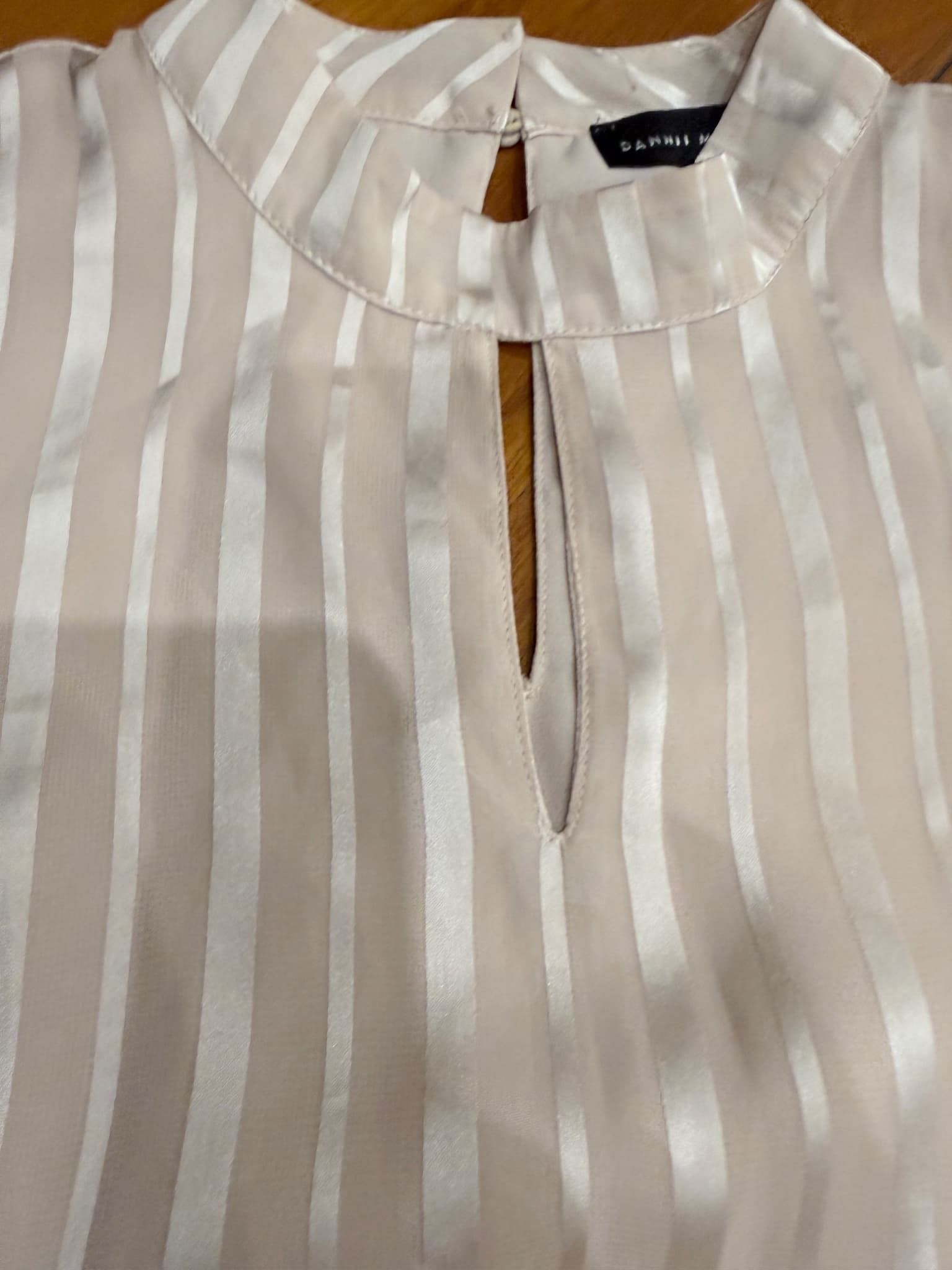 Dannii Minogue Satin Stripe Pleated Peplum Blouse Cream Size M — photo 3 of 11