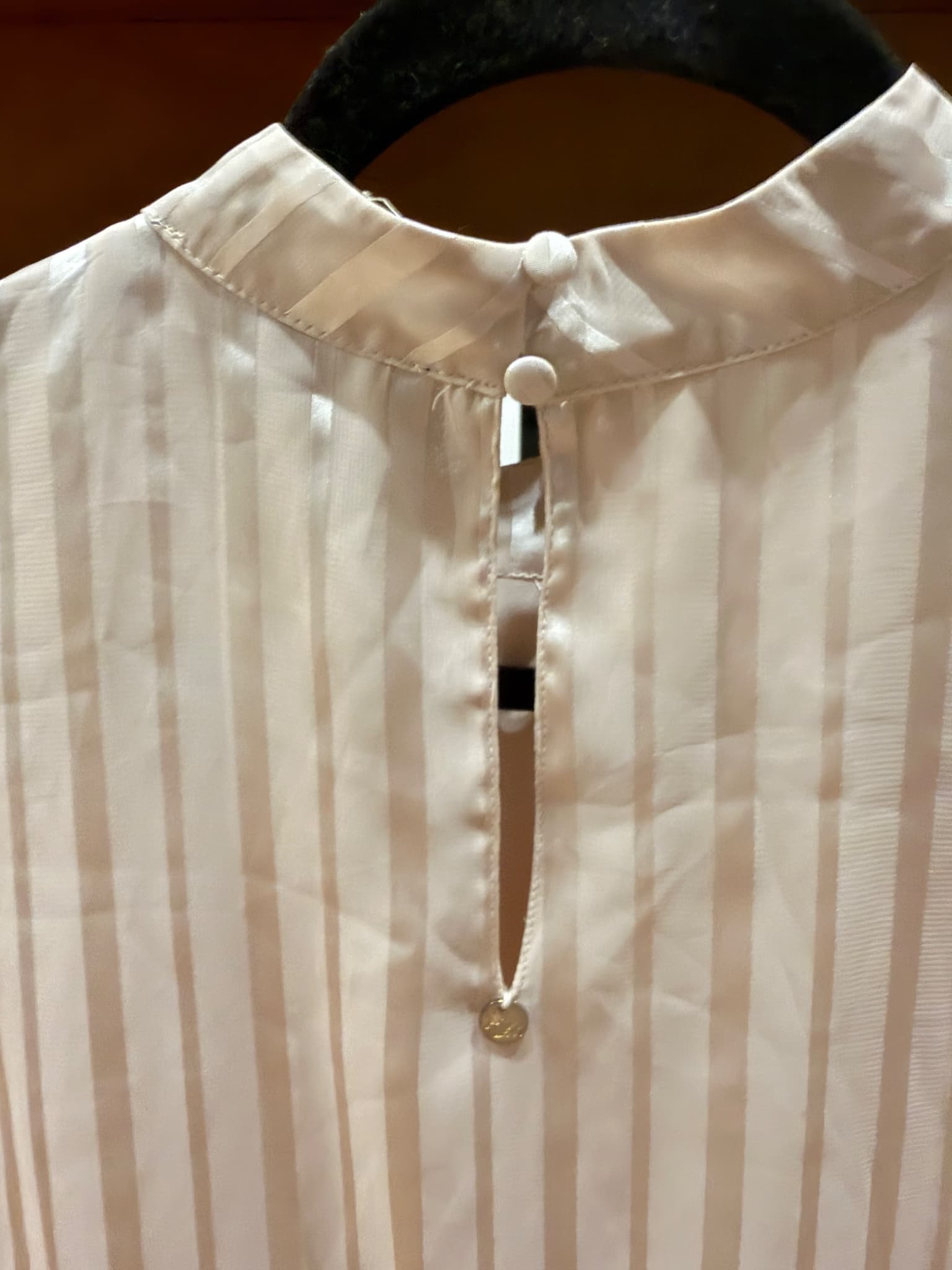 Dannii Minogue Satin Stripe Pleated Peplum Blouse Cream Size M — photo 8 of 11