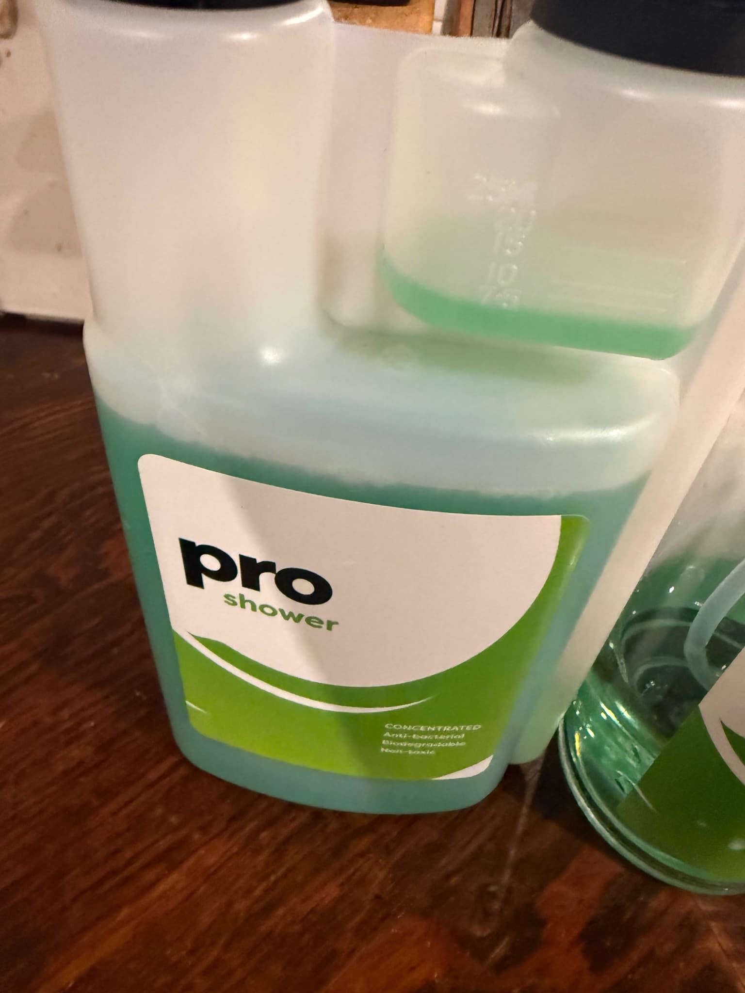 Pro Shower Concentrated Cleaning Solution Bathroom & Glass Cleaner — photo 2 of 4