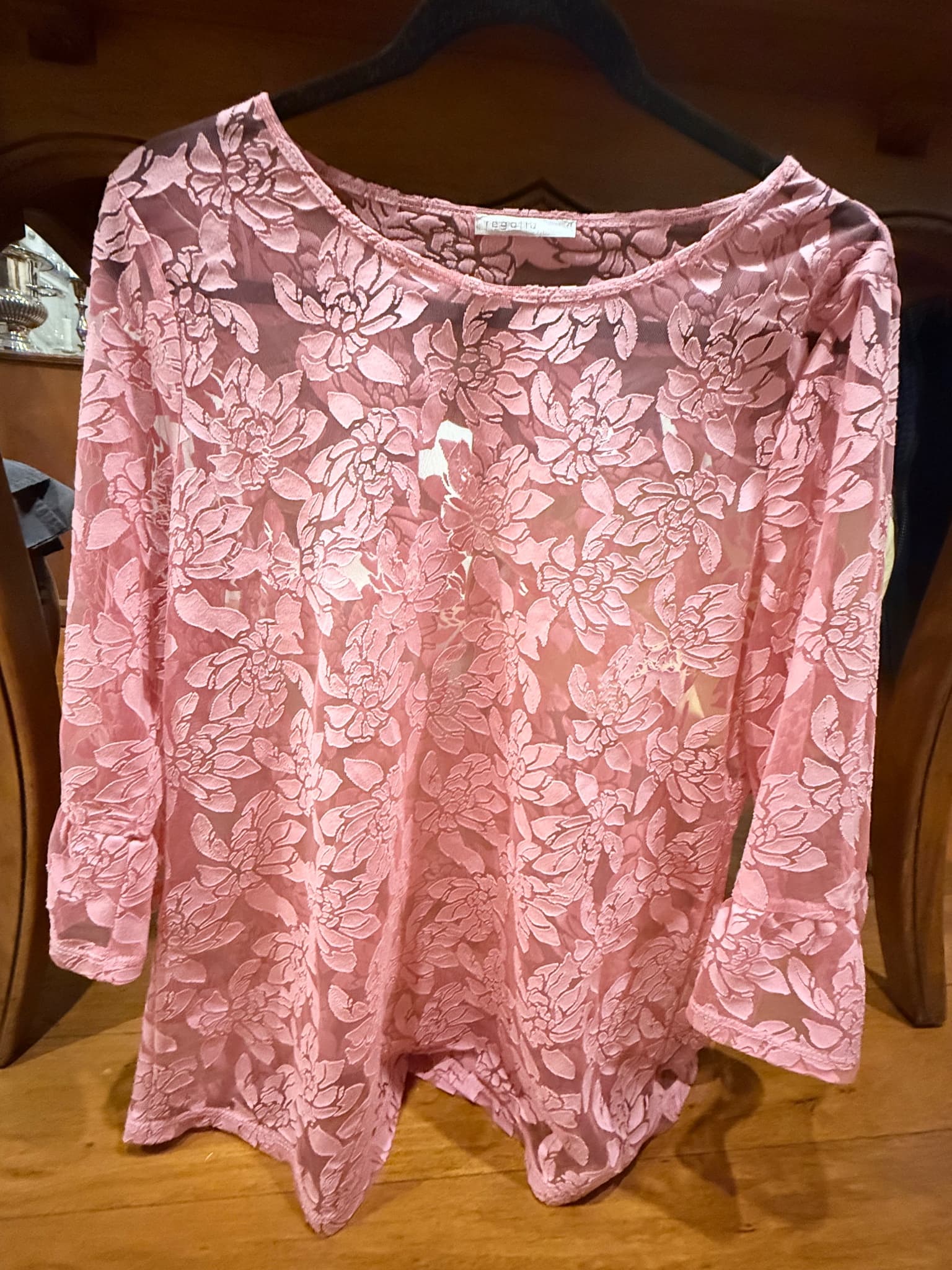 Regatta Floral Lace Sheer Blouse Pink Size 14 — photo 2 of 8
