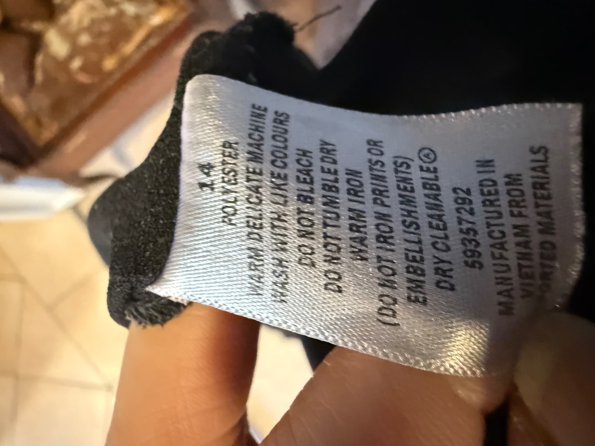 Target Collection Sleeveless V-Neck Blouse Black Size 14 — photo 8 of 10