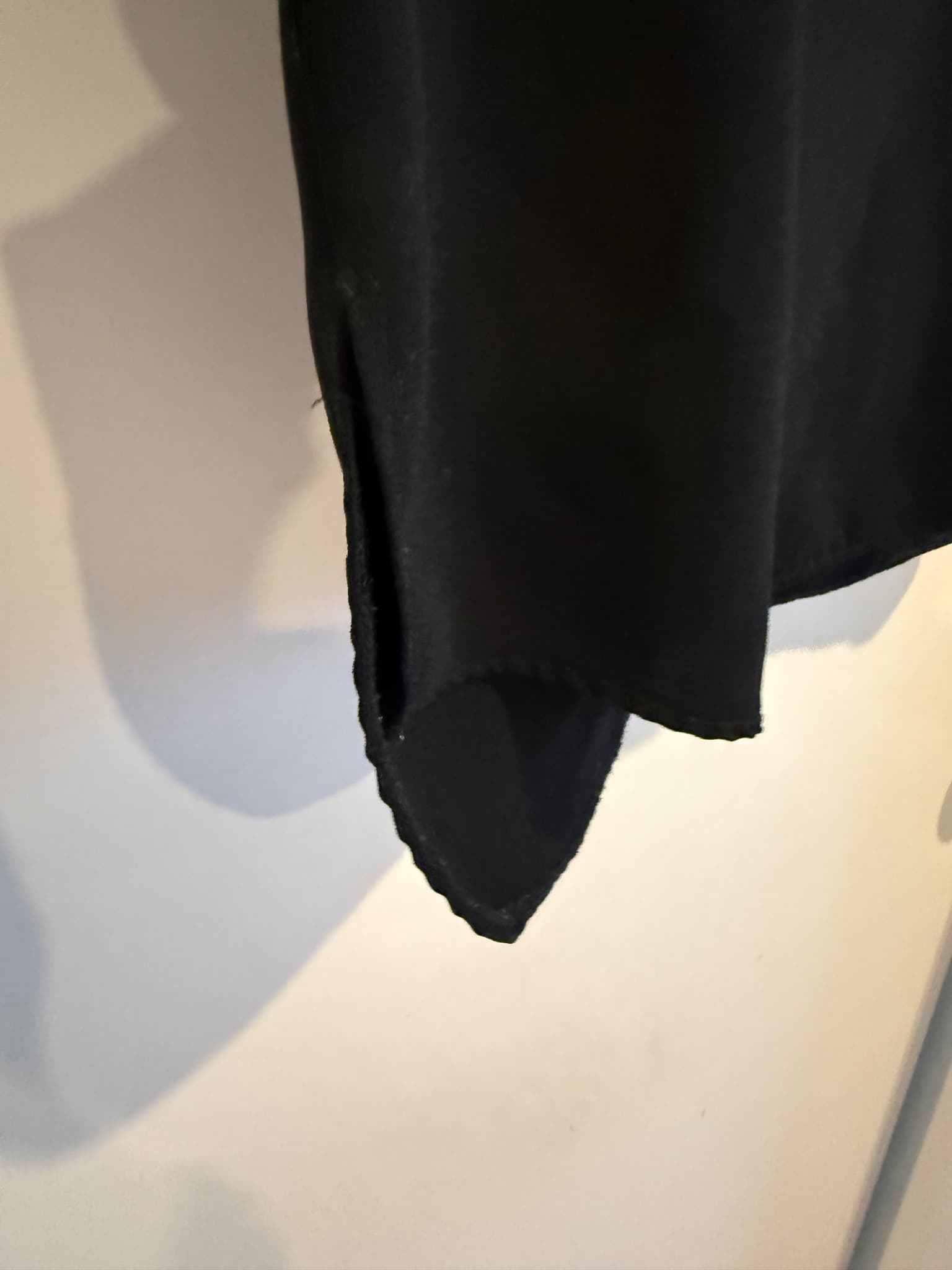 Target Collection Sleeveless V-Neck Blouse Black Size 14 — photo 9 of 10