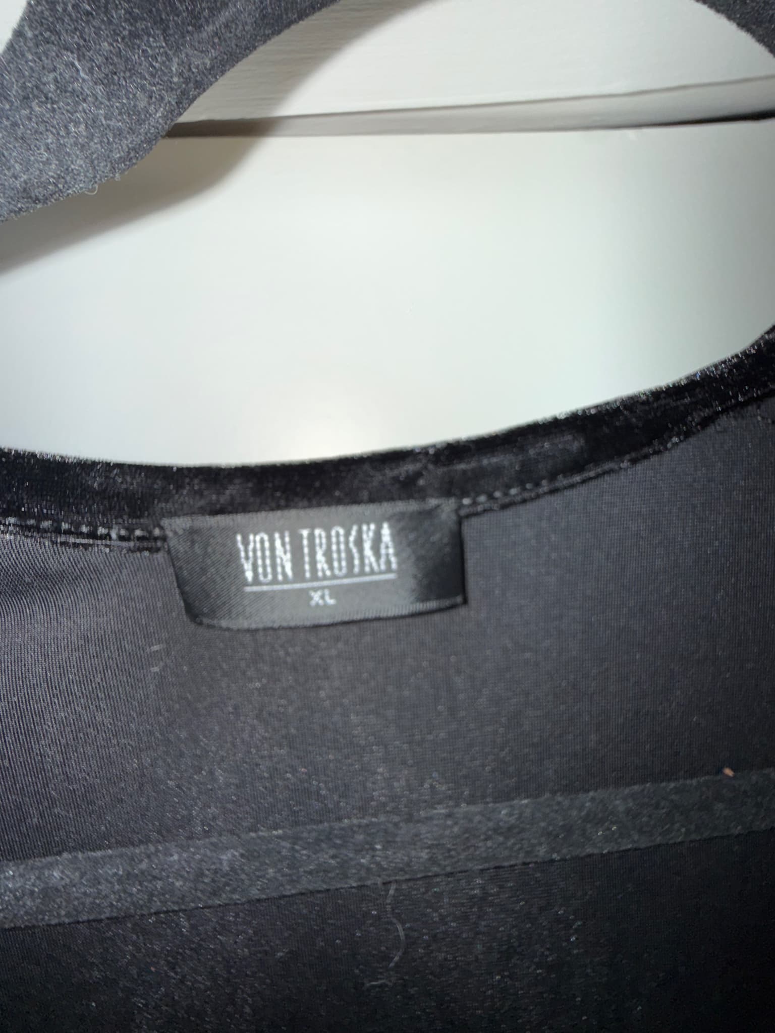Von Troska Sleeveless Asymmetrical Hem Dress Black XL — photo 2 of 8