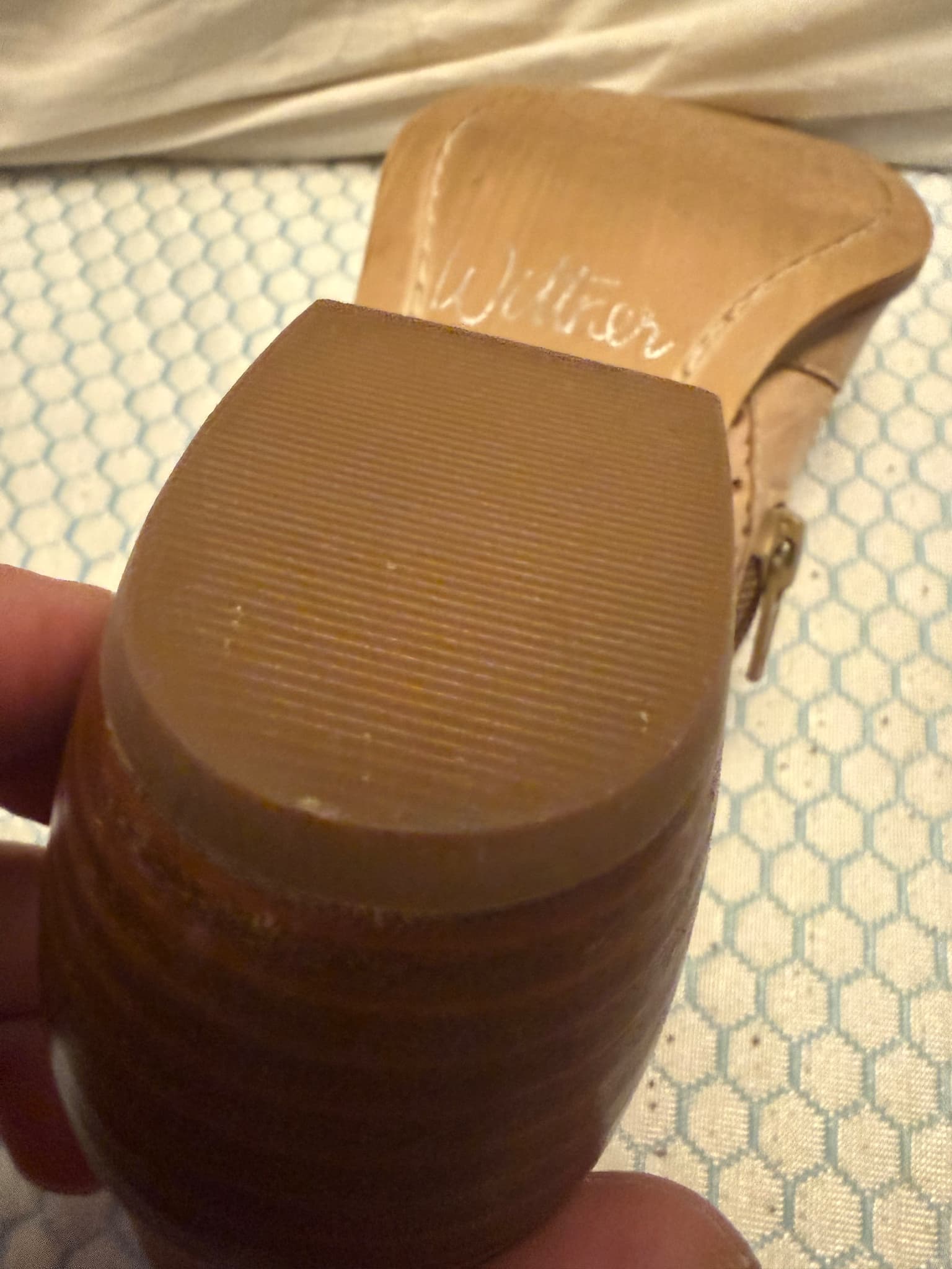 Wittner Perforated Leather Block Heel Ankle Boots Beige Size 38 — photo 10 of 11
