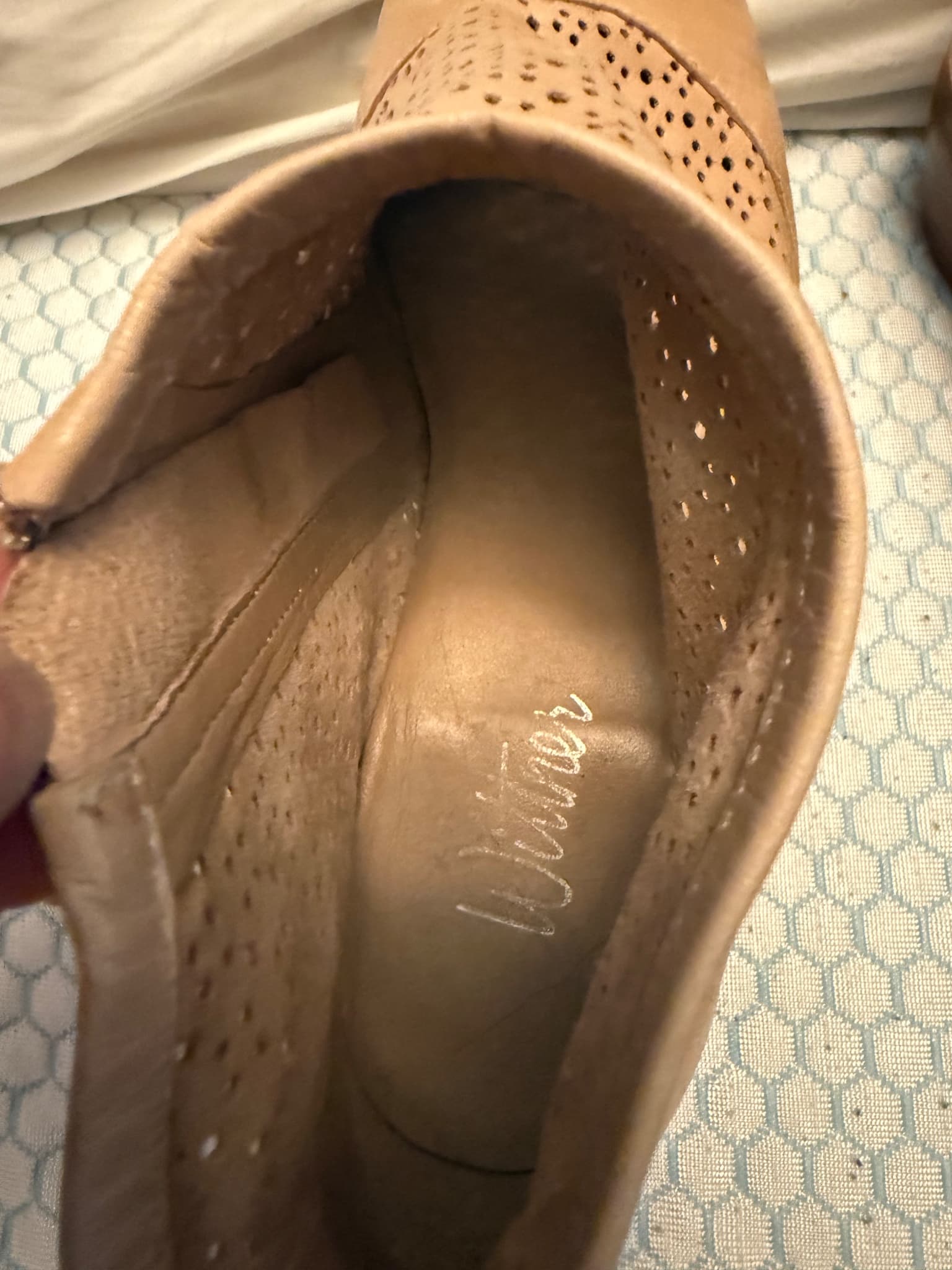 Wittner Perforated Leather Block Heel Ankle Boots Beige Size 38 — photo 4 of 11