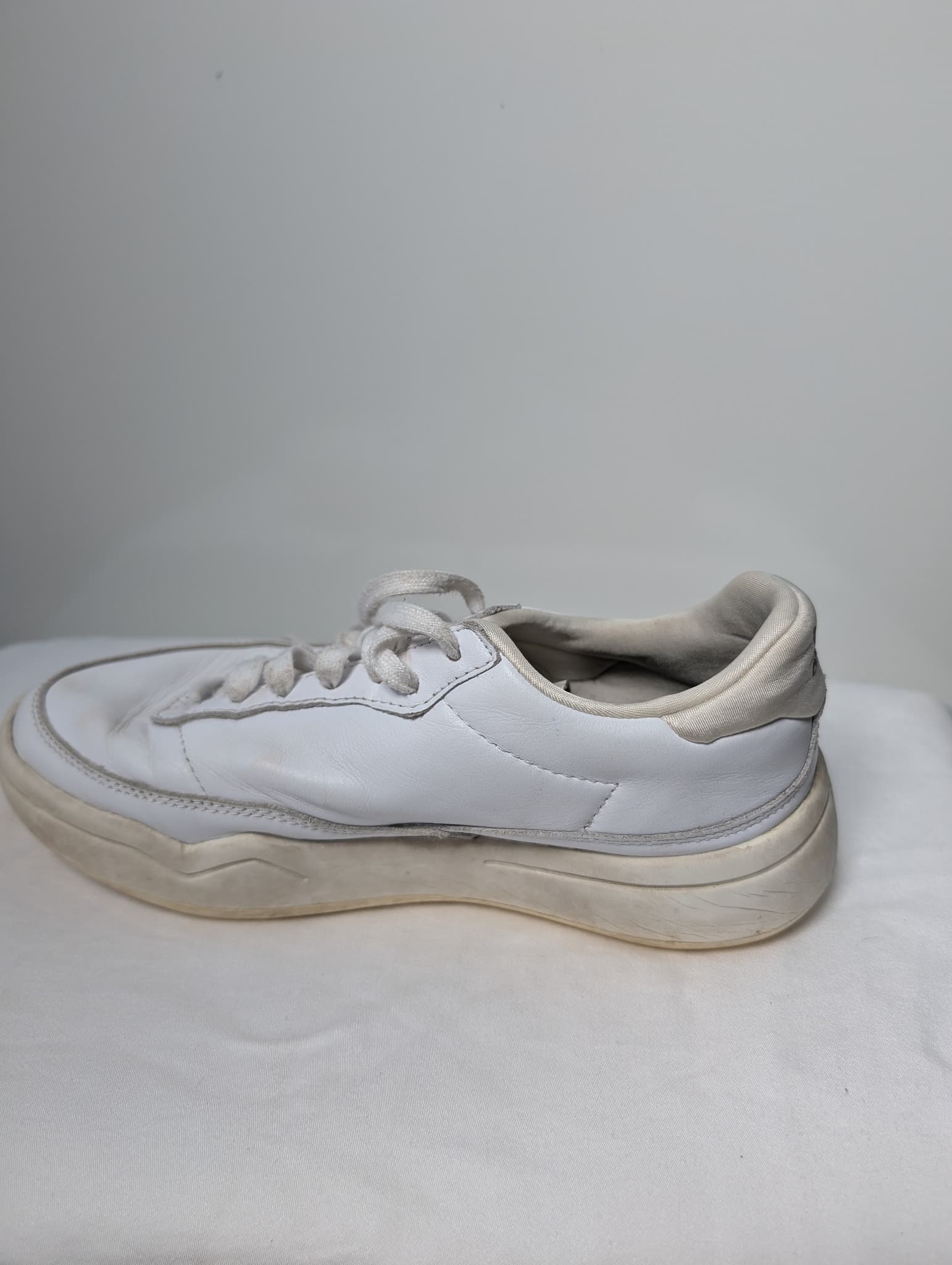 Adidas Originals Sleek Super White Sneakers Women's US 6 — photo 2 of 8