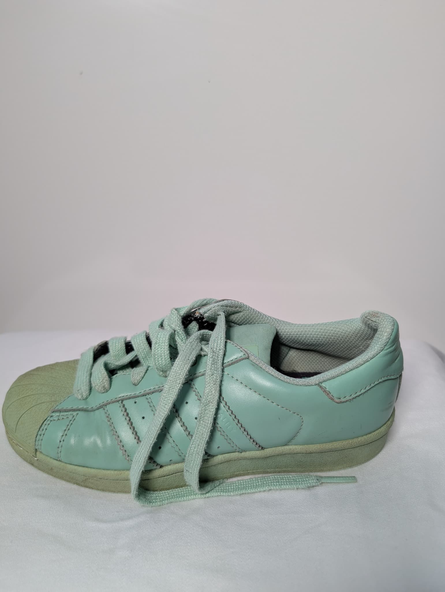 Adidas Superstar Pharrell Williams Mint Green US 4 — photo 4 of 9