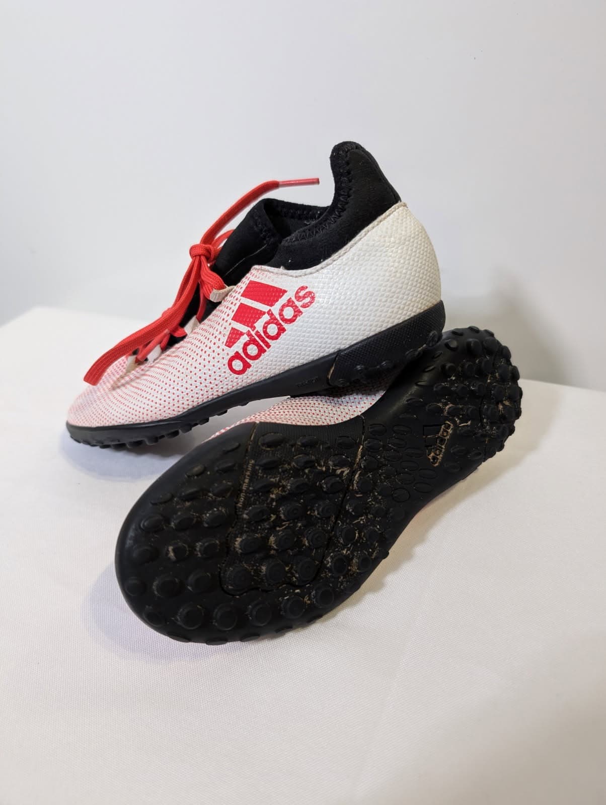 Adidas X 15.4 TF Soccer Cleats White/Red Youth US 13K — photo 2 of 5