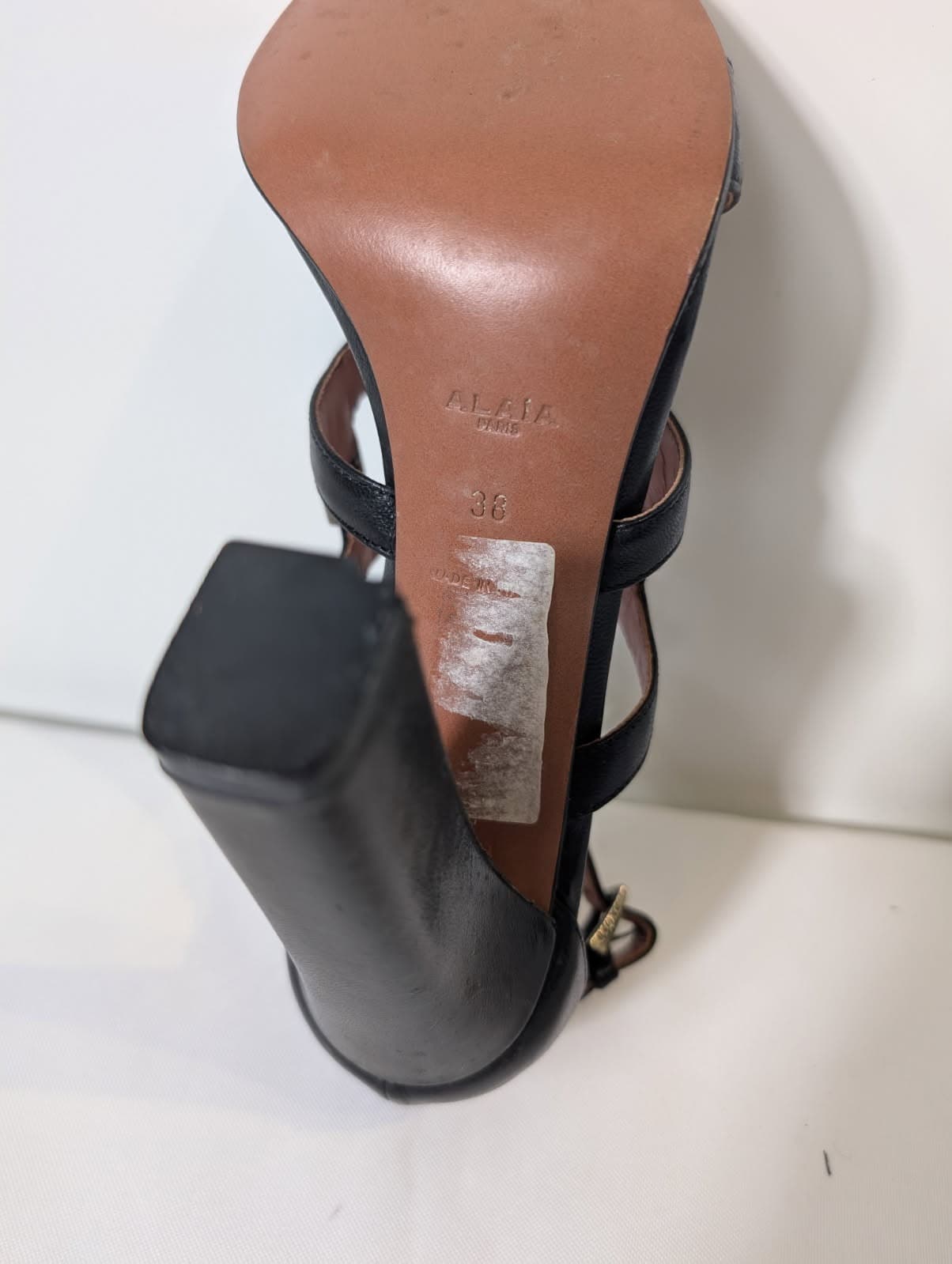 Alaïa Black Leather Studded Gladiator Sandals - EU 38 — photo 3 of 9
