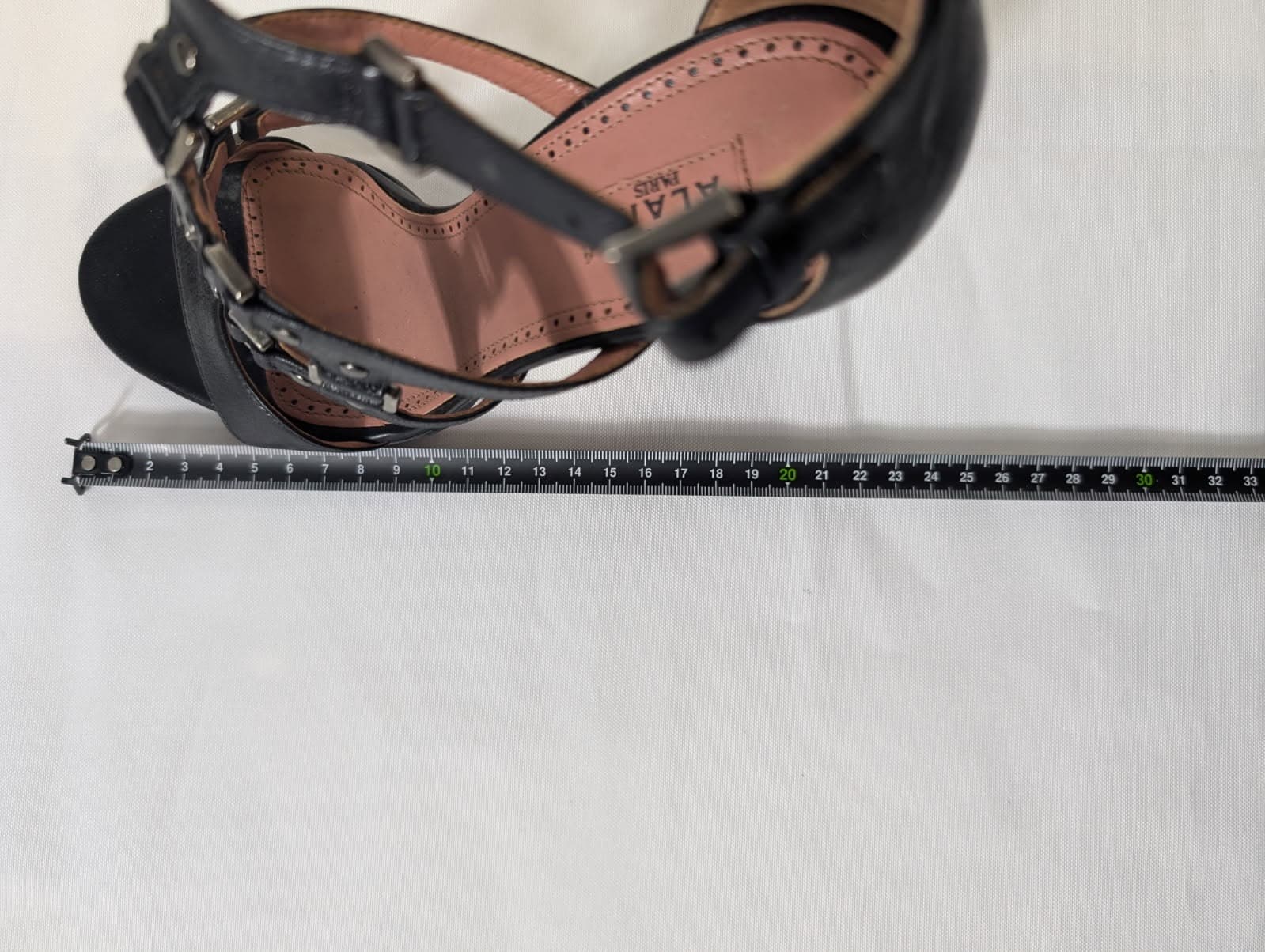 Alaïa Black Leather Studded Gladiator Sandals - EU 38 — photo 6 of 9