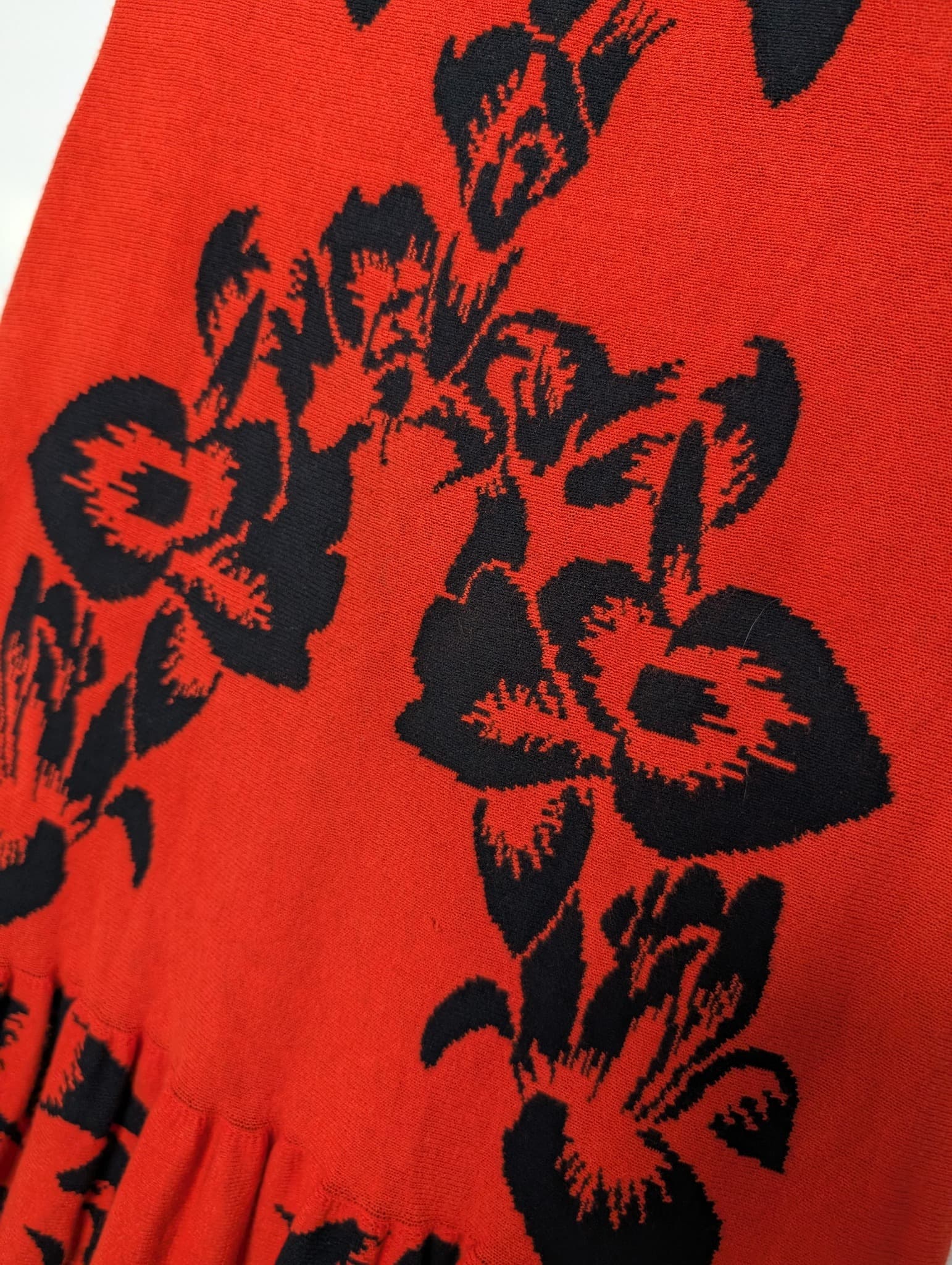 Alexander McQueen Floral Knit Sleeveless Dress Red/Black Size L — photo 2 of 8