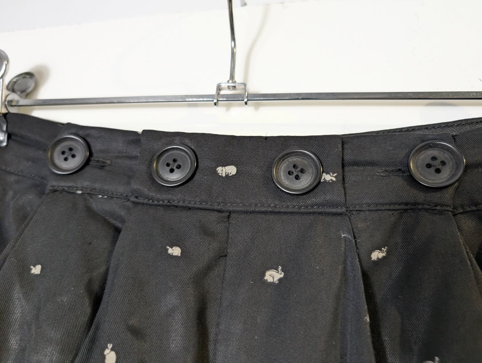 Alice McCall Black Shorts with White Rabbit Print - Size 12 — photo 6 of 8