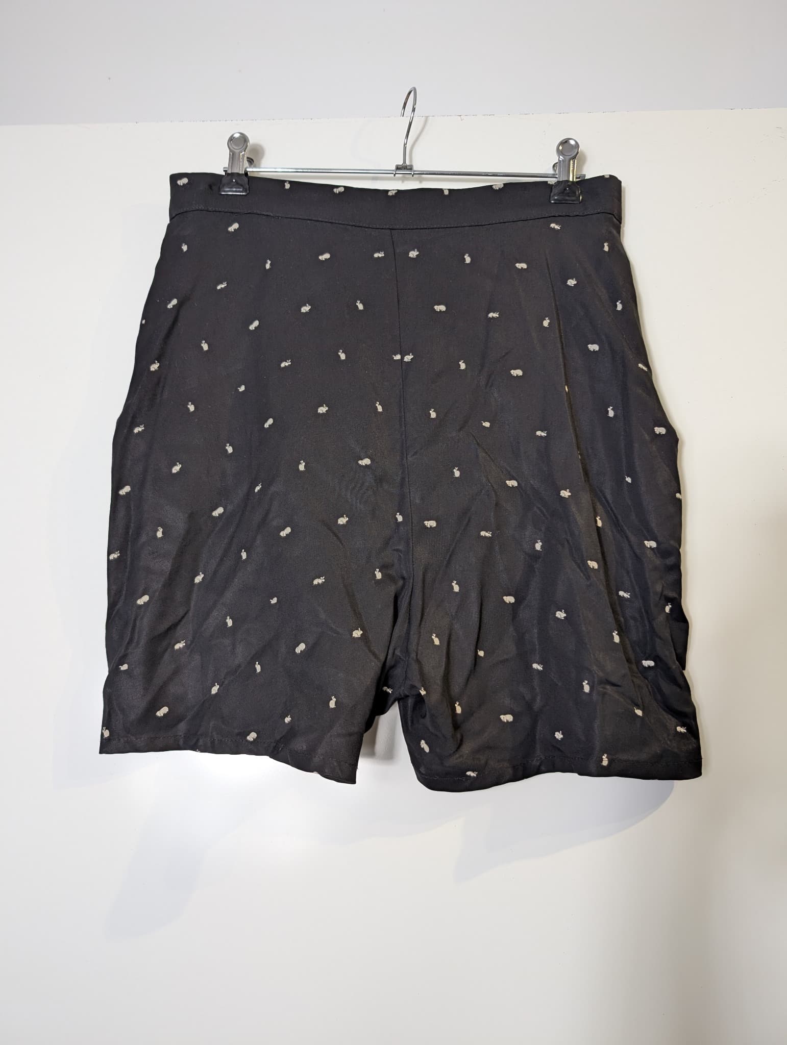 alice McCALL High-Waisted Pleated Shorts Black Rabbit Print AU 8 — photo 2 of 6