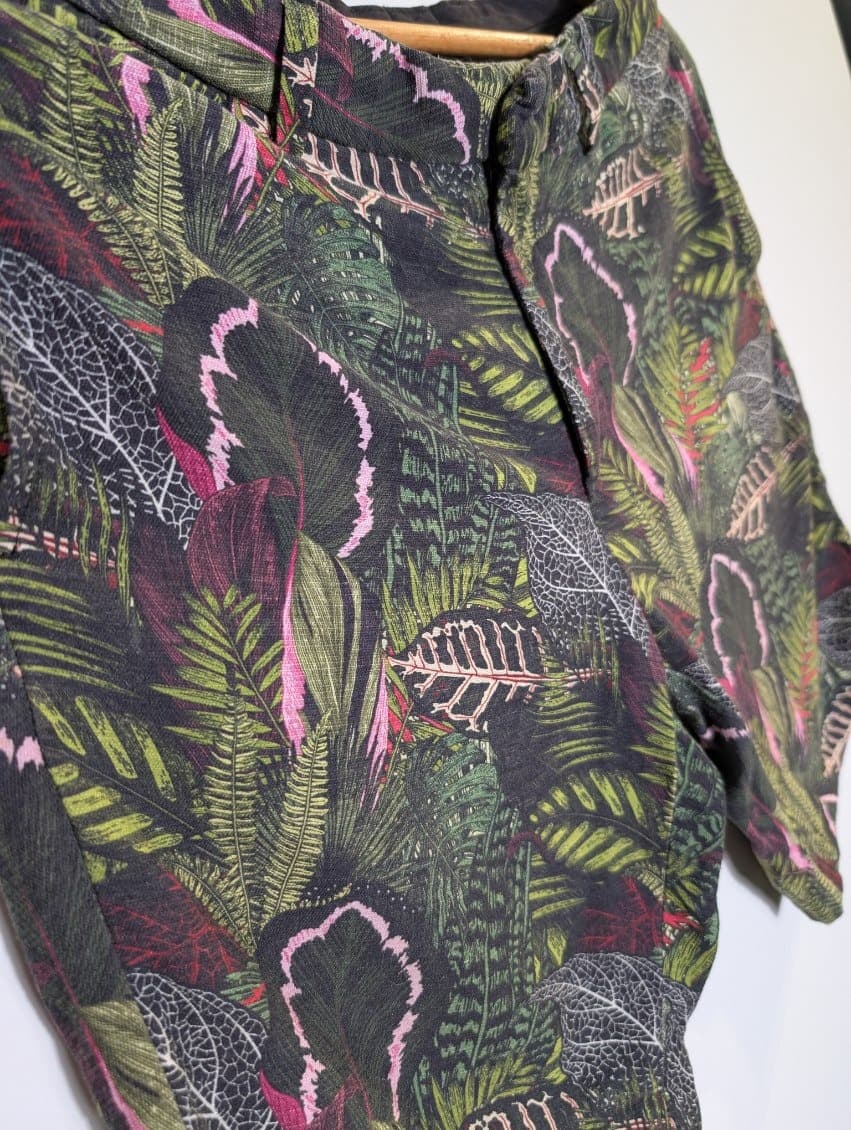 AllSaints Men's Tropical Leaf Print Shorts - Navy/Green — photo 6 of 7