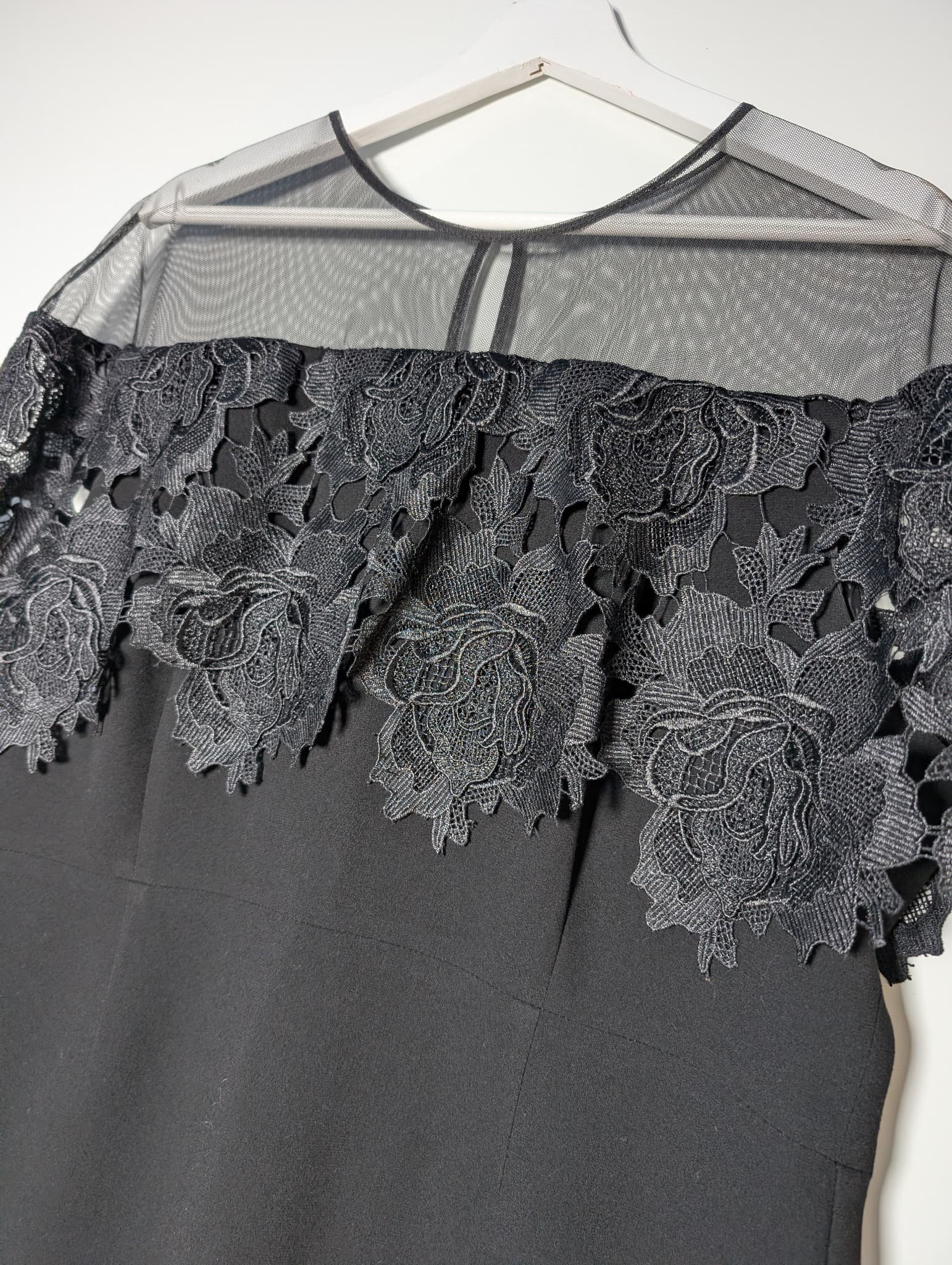 Anthea Crawford Black Lace Overlay Sheath Dress Size 18 — photo 3 of 8