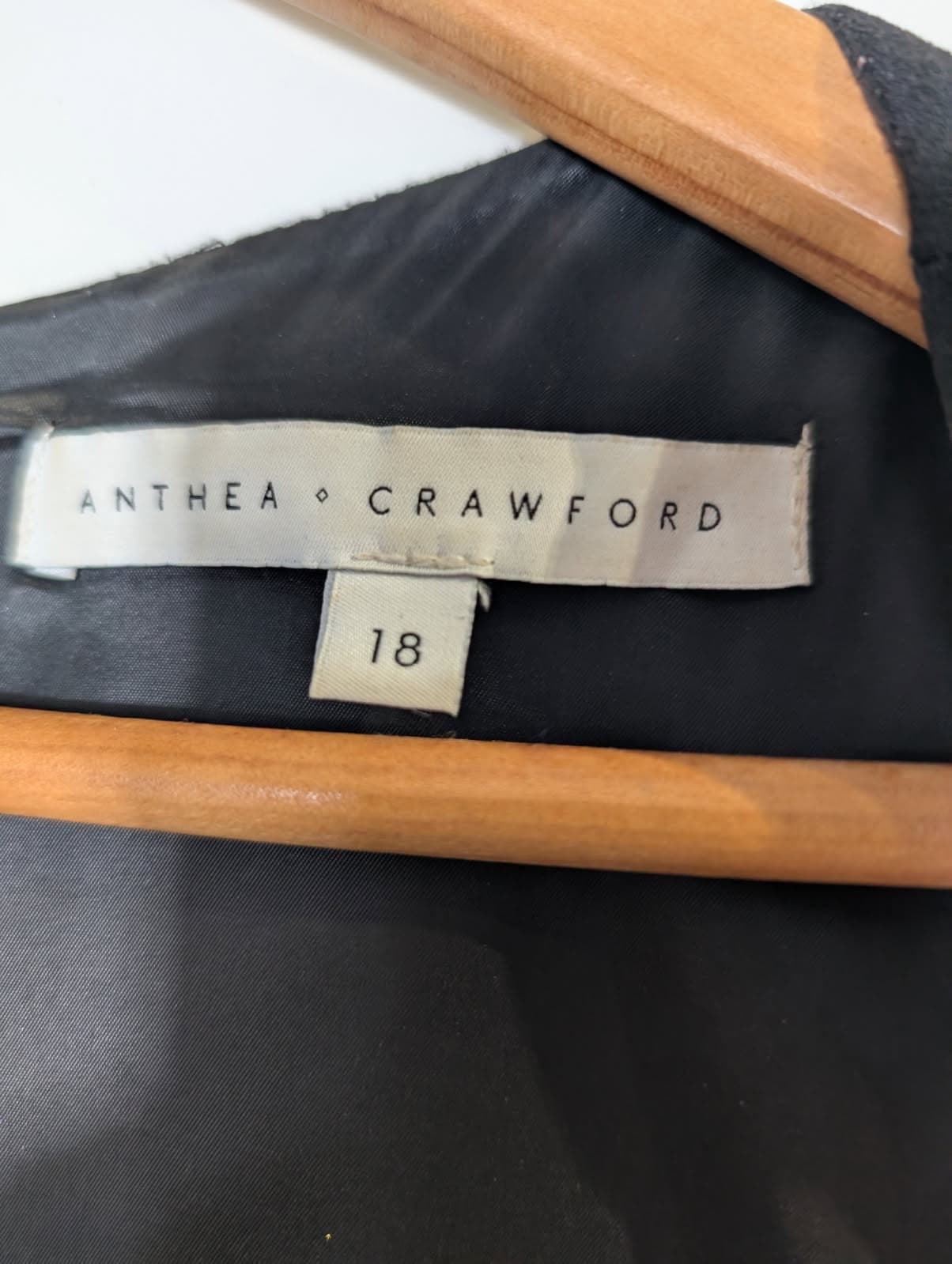 Anthea Crawford Black Sleeveless V-Neck Sheath Dress - Size 18 — photo 4 of 6