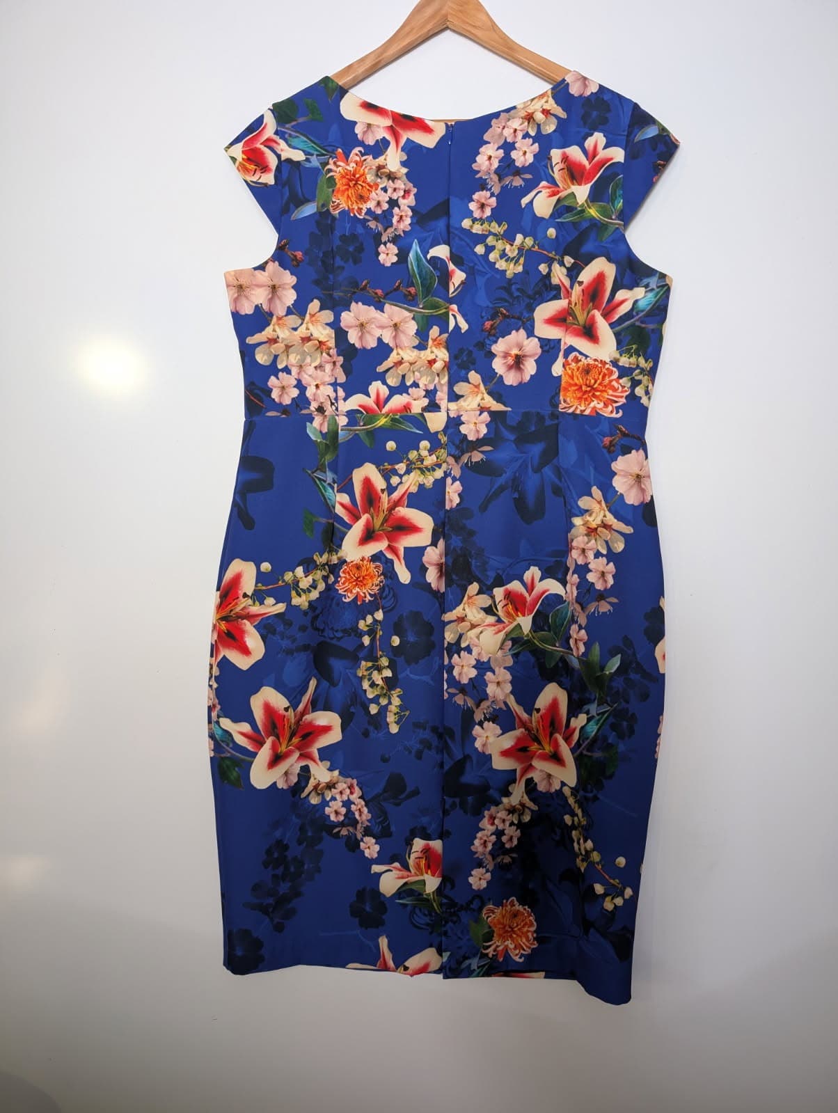 Anthea Crawford Floral Print Pencil Dress - Blue Size 18 — photo 2 of 7