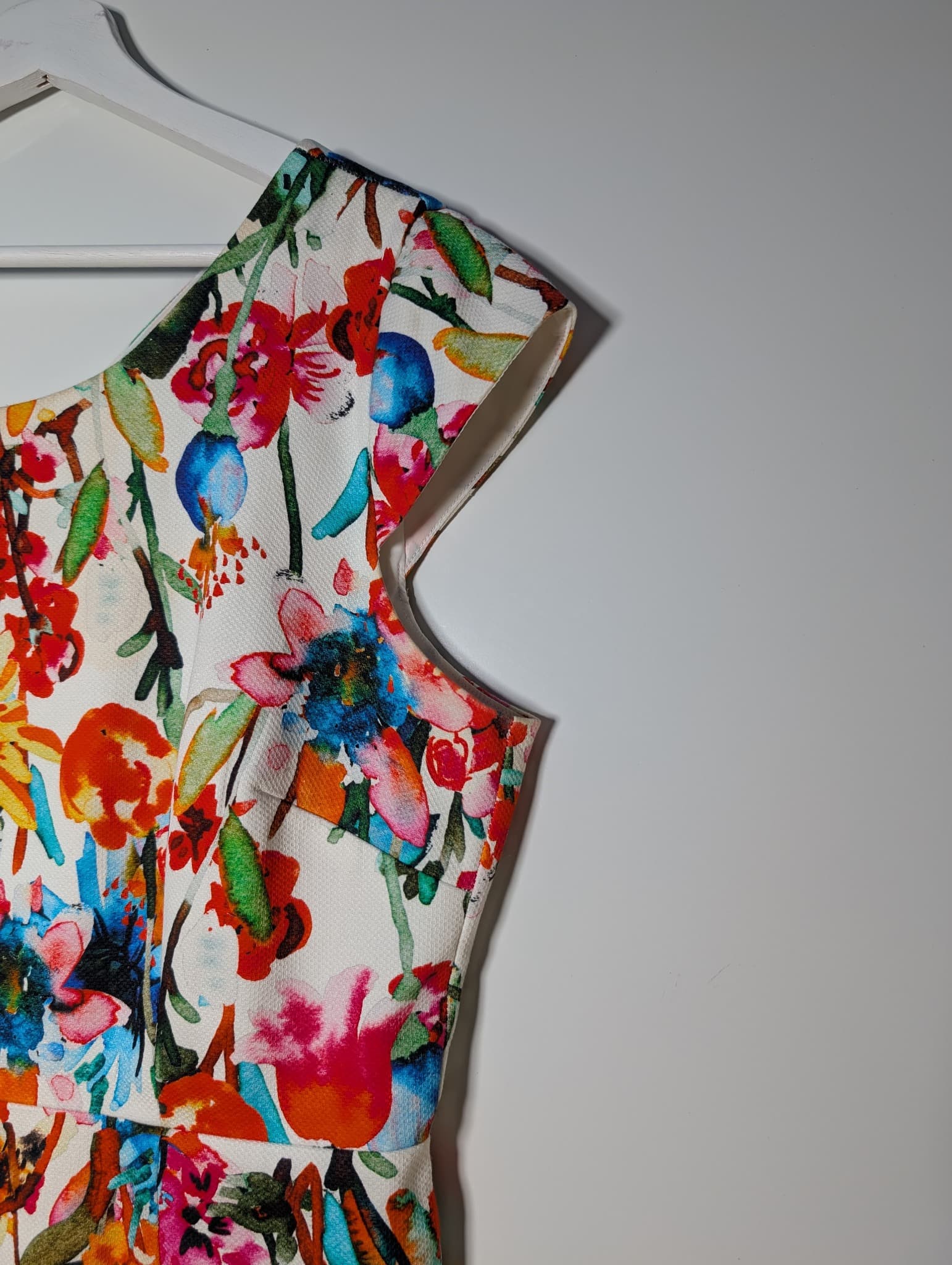 Anthea Crawford Floral Print Sheath Dress Size 18 — photo 2 of 8