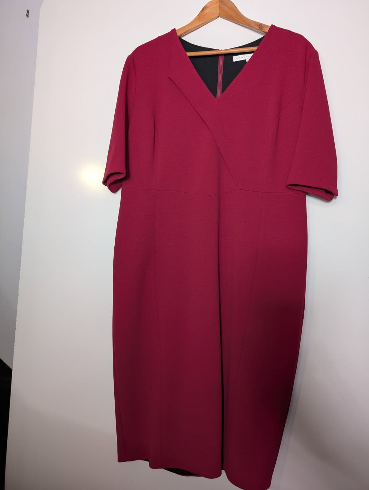 Anthea Crawford Magenta Crepe Blazer - Women's Size 18 — photo 1 of 8