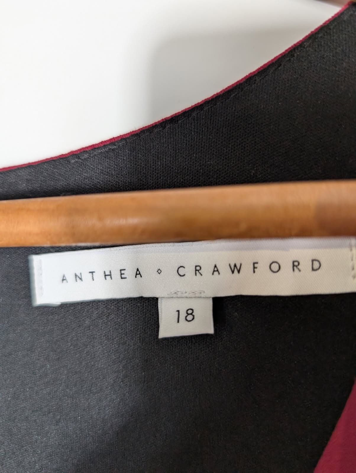 Anthea Crawford Magenta Crepe Blazer - Women's Size 18 — photo 6 of 8