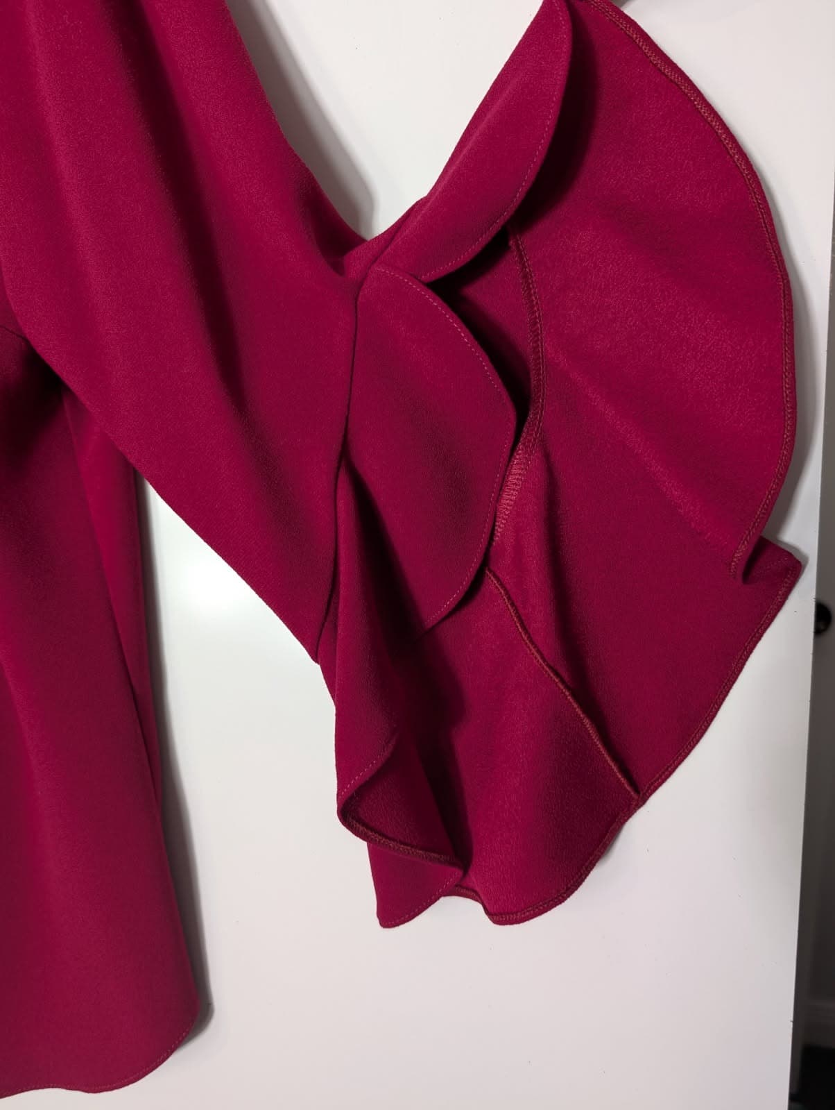 Anthea Crawford Magenta Ruffle Sleeve Blouse - Size 16 — photo 3 of 6