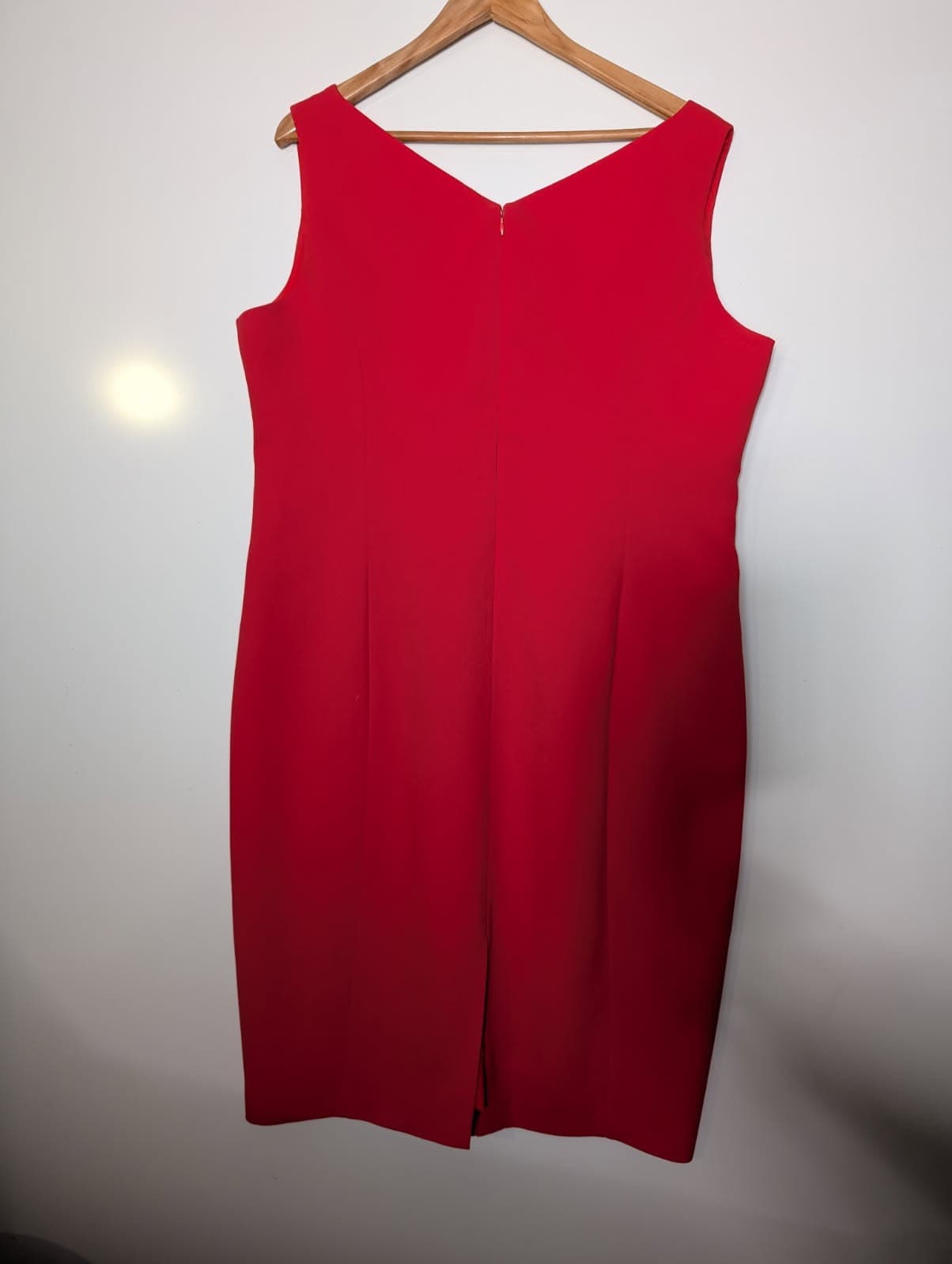 Anthea Crawford Red Sleeveless Sheath Dress - Size 18 — photo 4 of 6