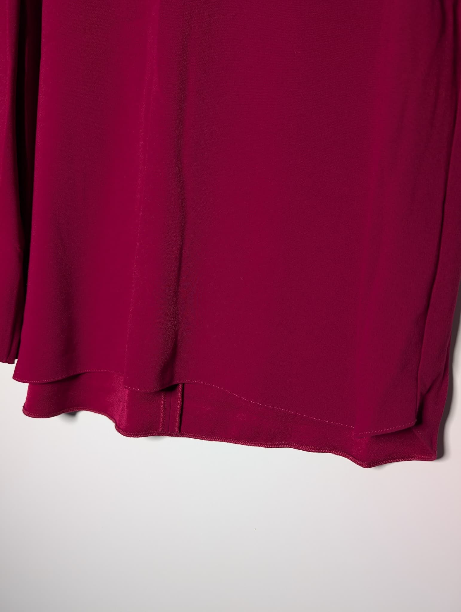 Anthea Crawford Ruffle Sleeve Blouse Burgundy Size 16 — photo 3 of 12