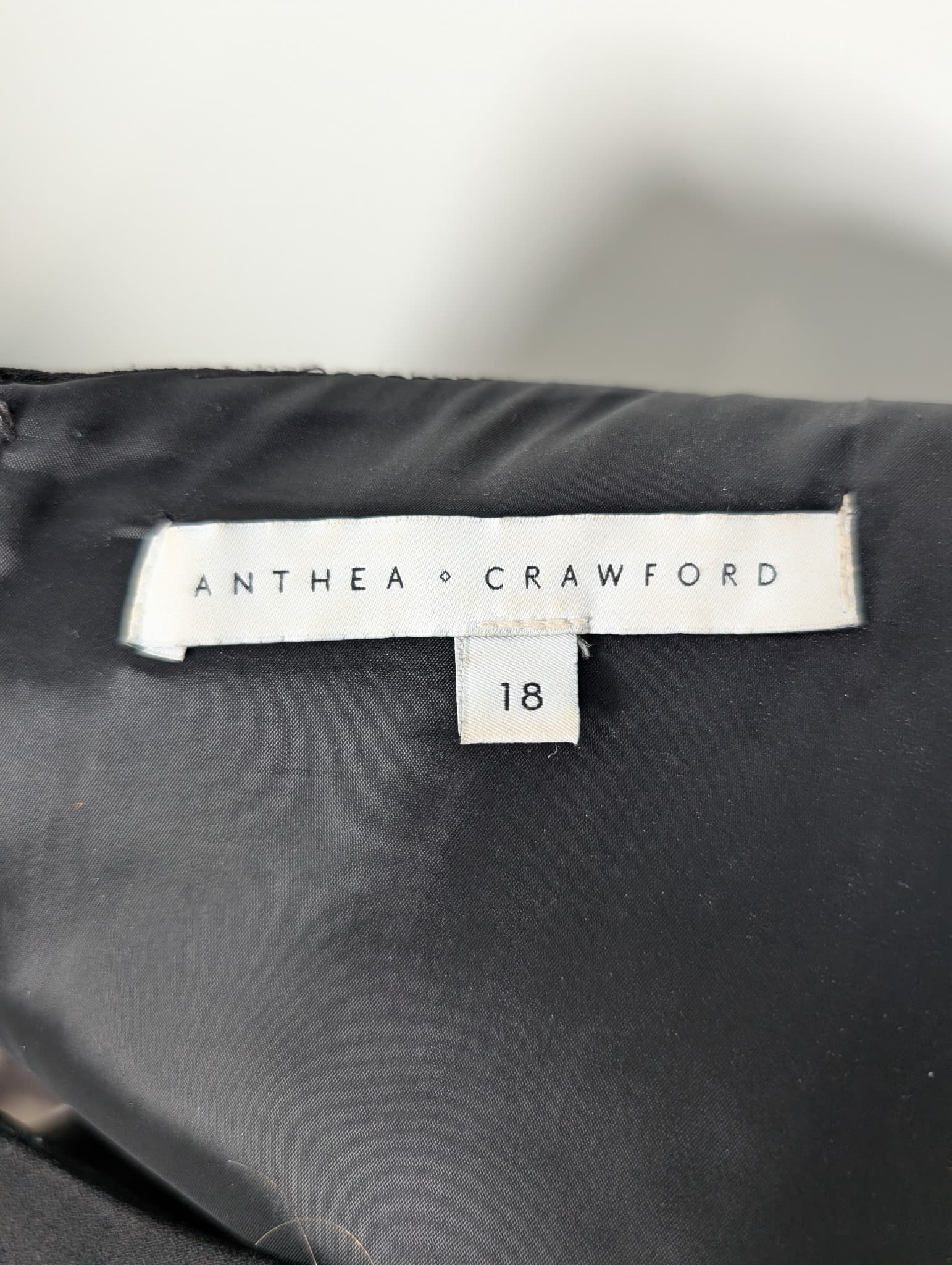 Anthea Crawford Sleeveless V-Neck Sheath Dress Black Size 18 — photo 5 of 7