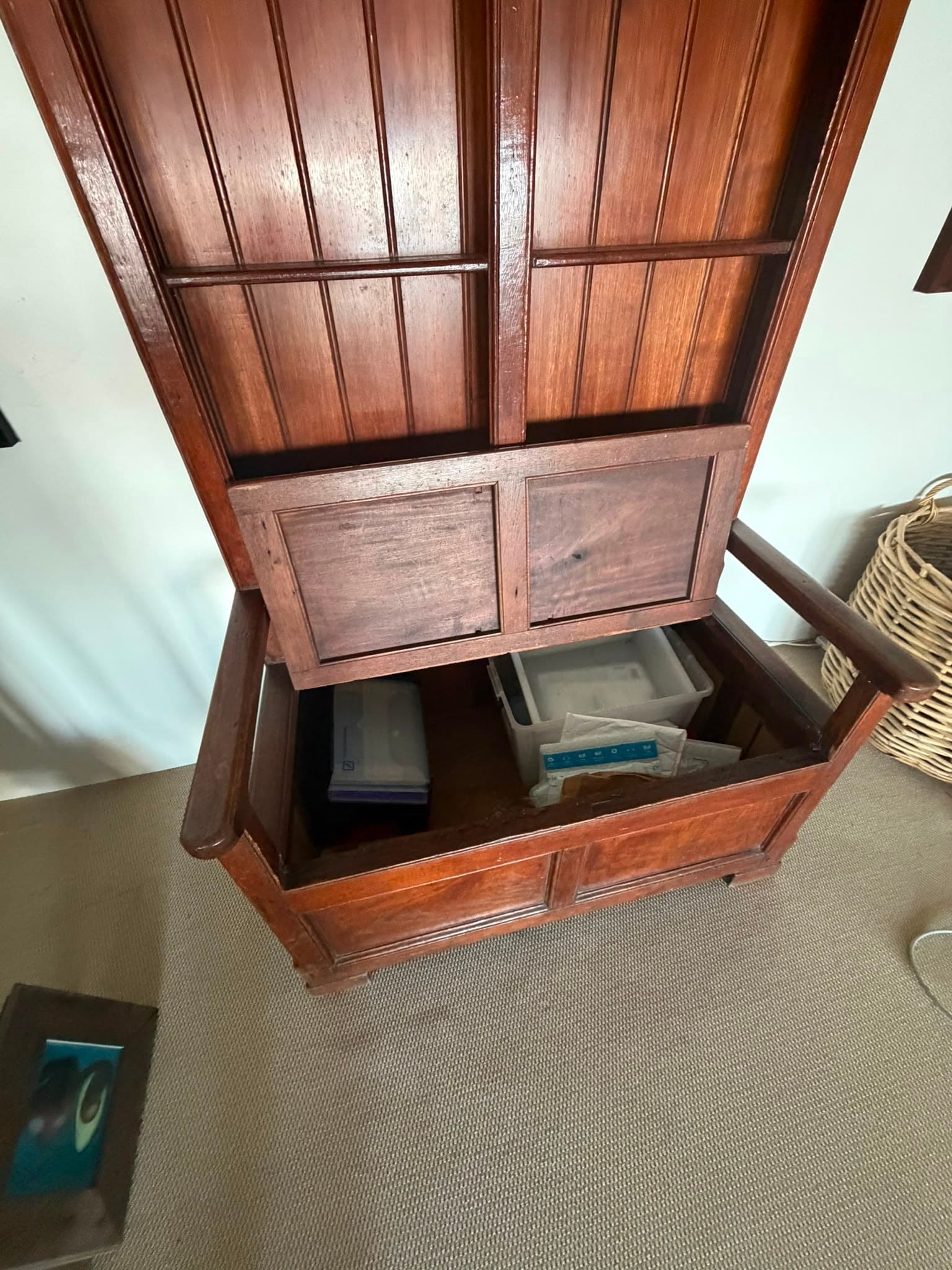Antique Oak Wainscot Settle Bench Storage Seat with Shelves Hall Bench — photo 4 of 6