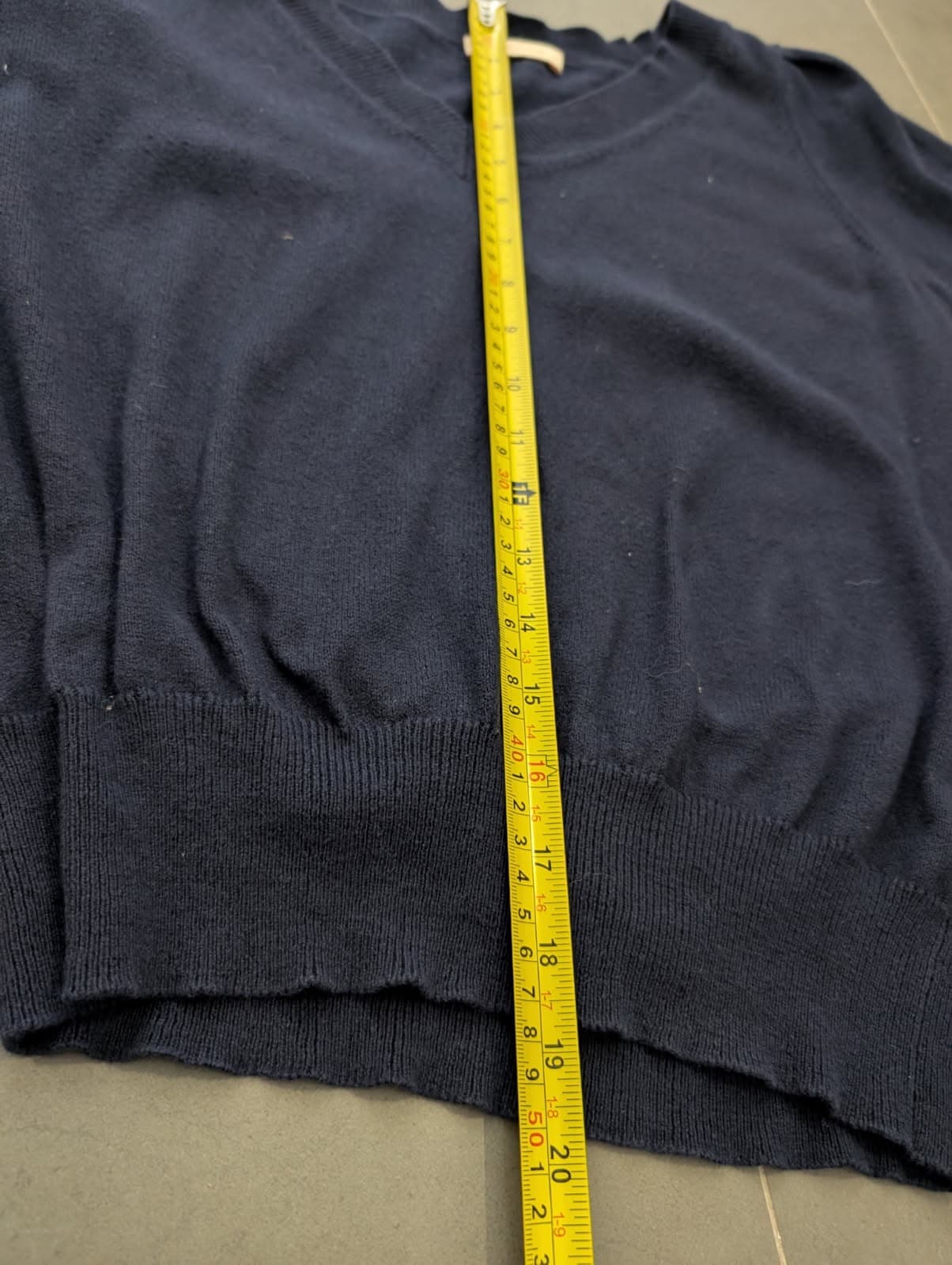 Arlington Milne Navy V-Neck Knit Top - Women's Size XS — photo 2 of 7