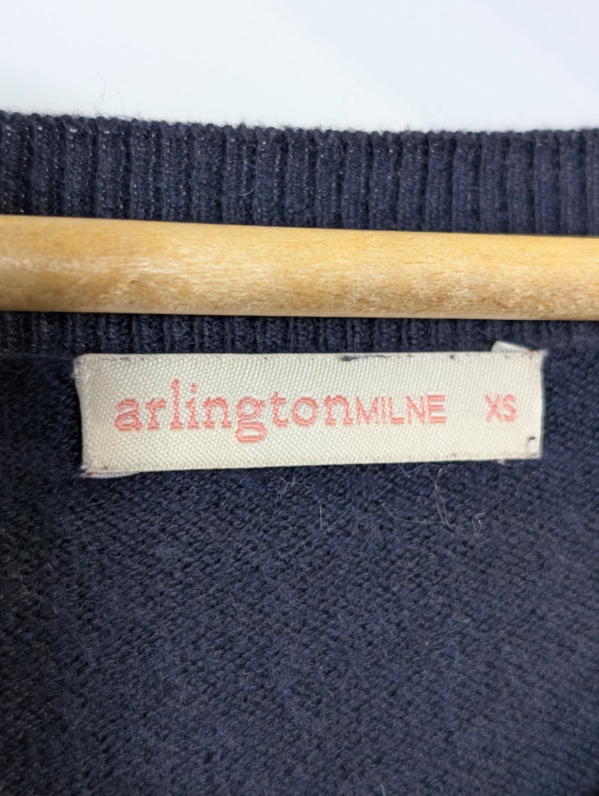Arlington Milne Navy V-Neck Knit Top - Women's Size XS — photo 3 of 7