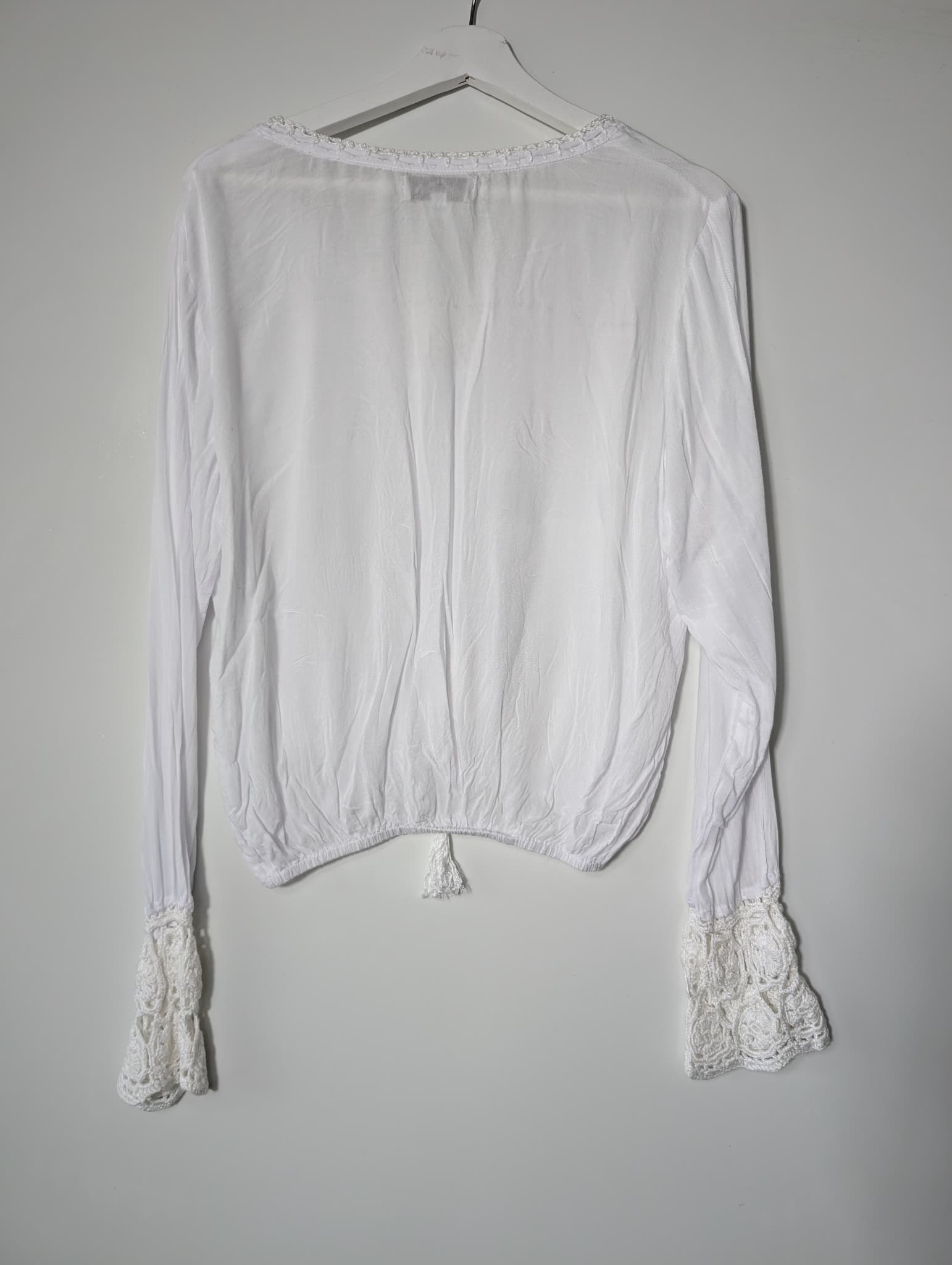 Arnhem Boho Crochet Trim Long Sleeve Blouse White Size M — photo 5 of 5