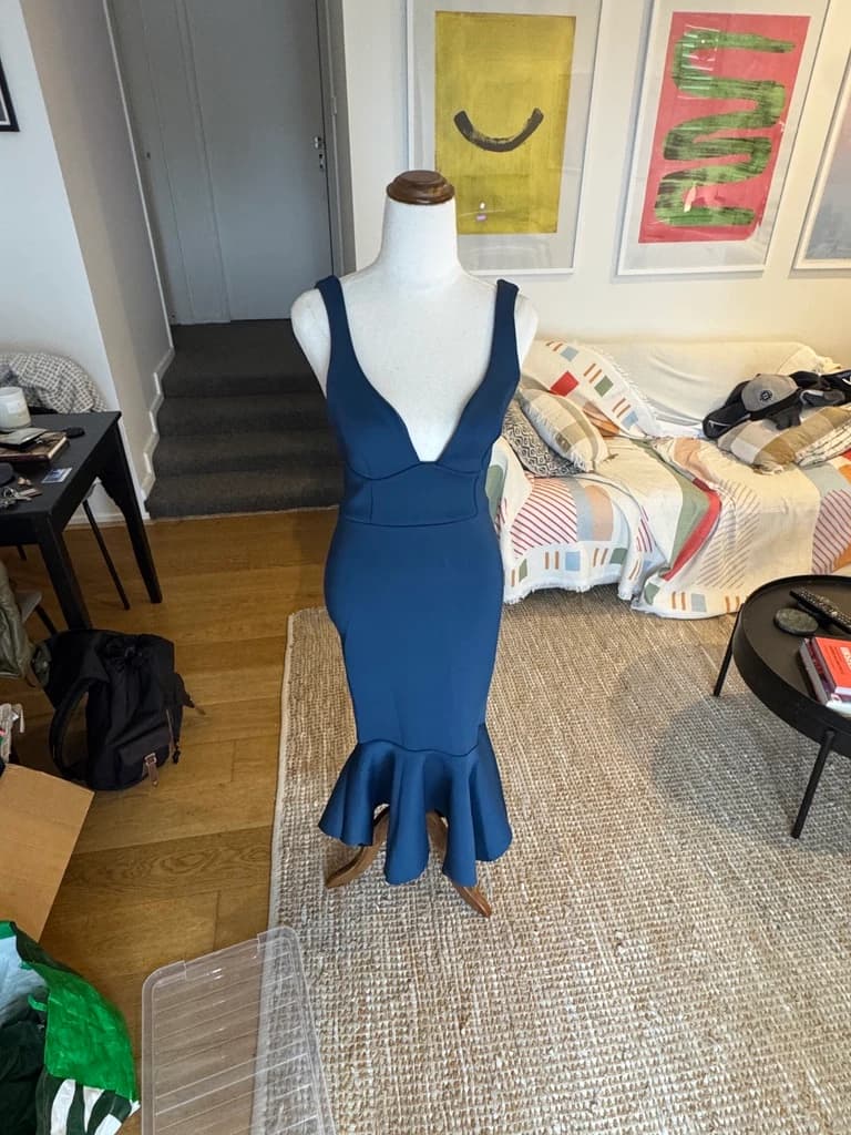 ASOS Blue Sleeveless Mermaid Hem Midi Dress — photo 4 of 12