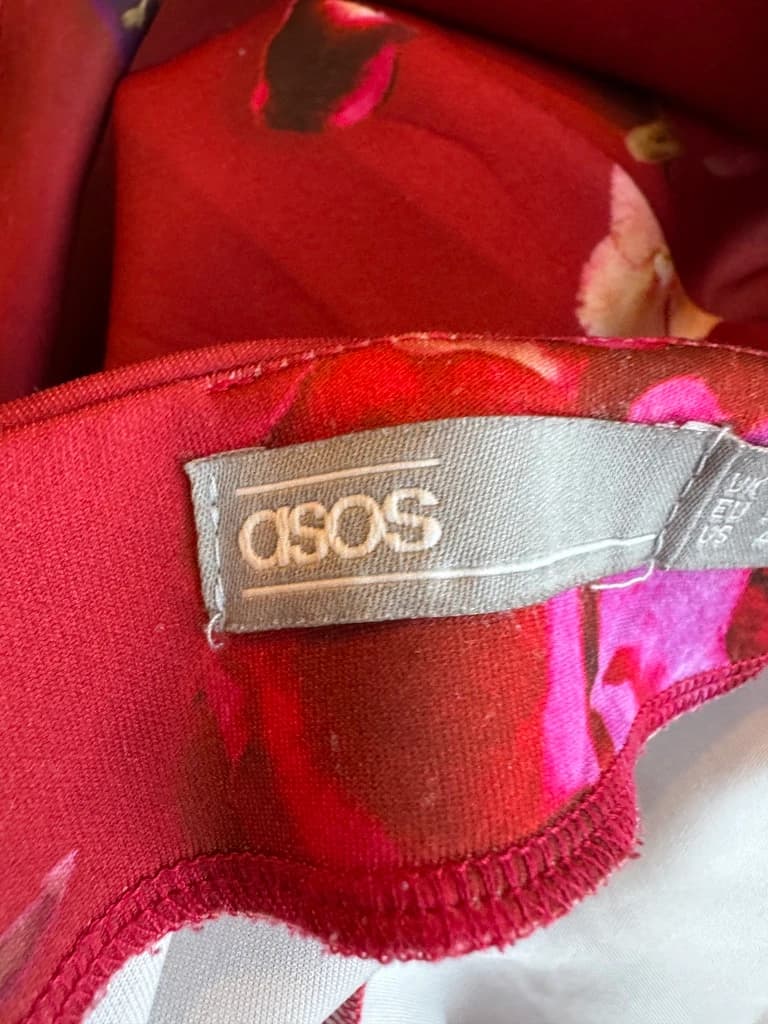 ASOS Red Floral Mini Skirt — photo 6 of 10