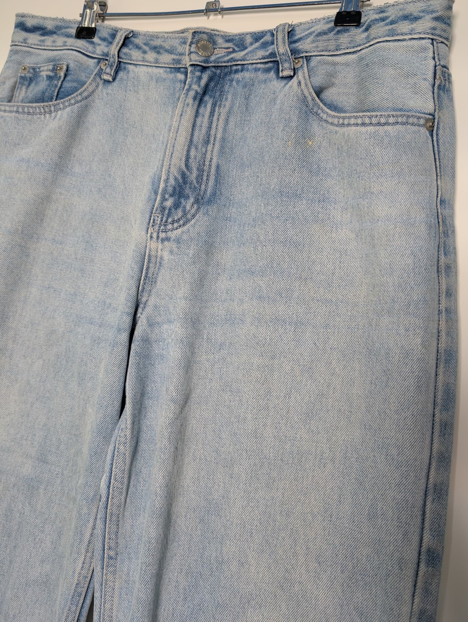 Assembly Label Wide Leg Jeans Light Wash Raw Hem Size 14 — photo 2 of 8