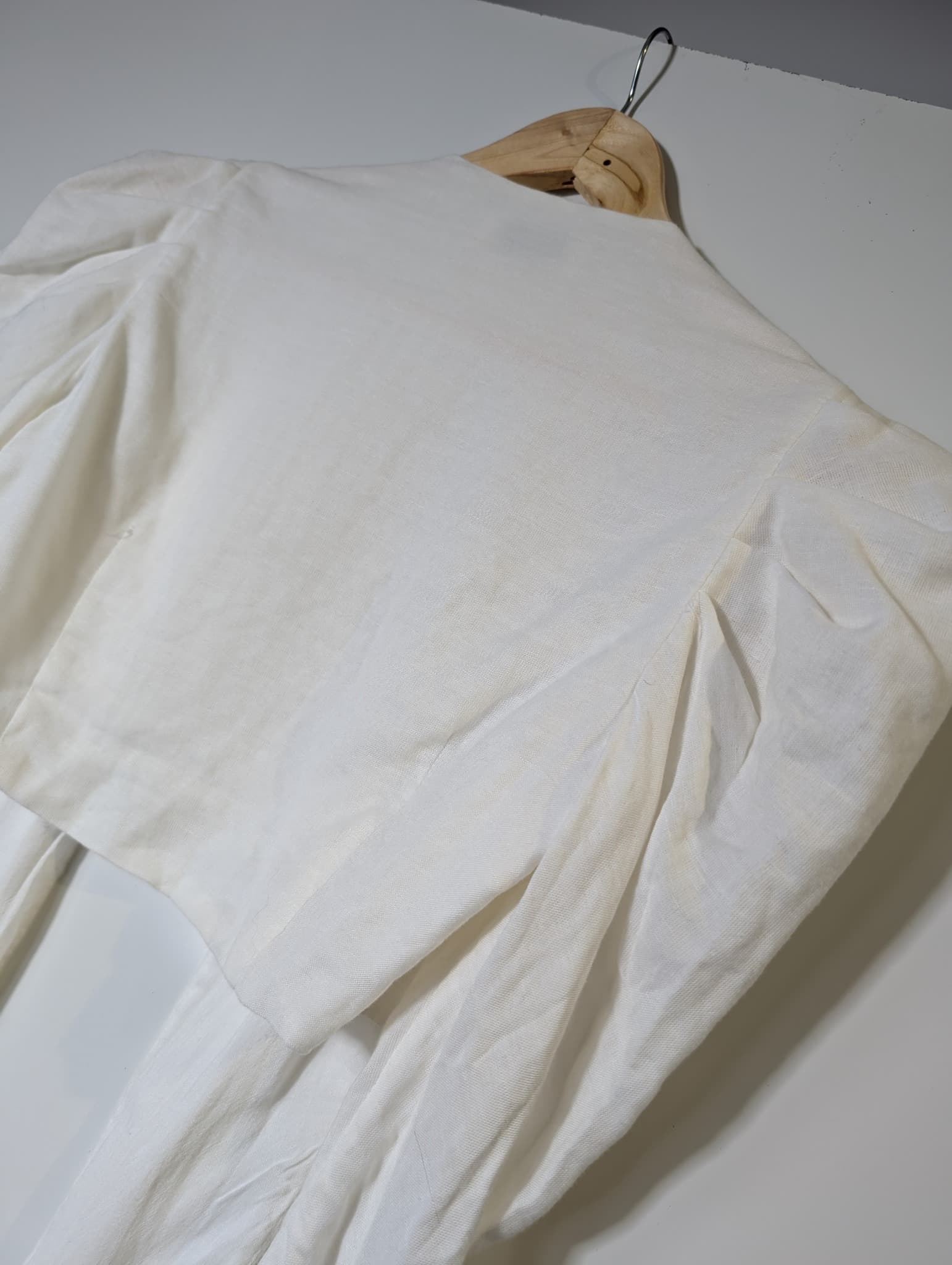 ATOÌR Puff Sleeve Tie Front Bolero Shrug White Size 8 — photo 6 of 8