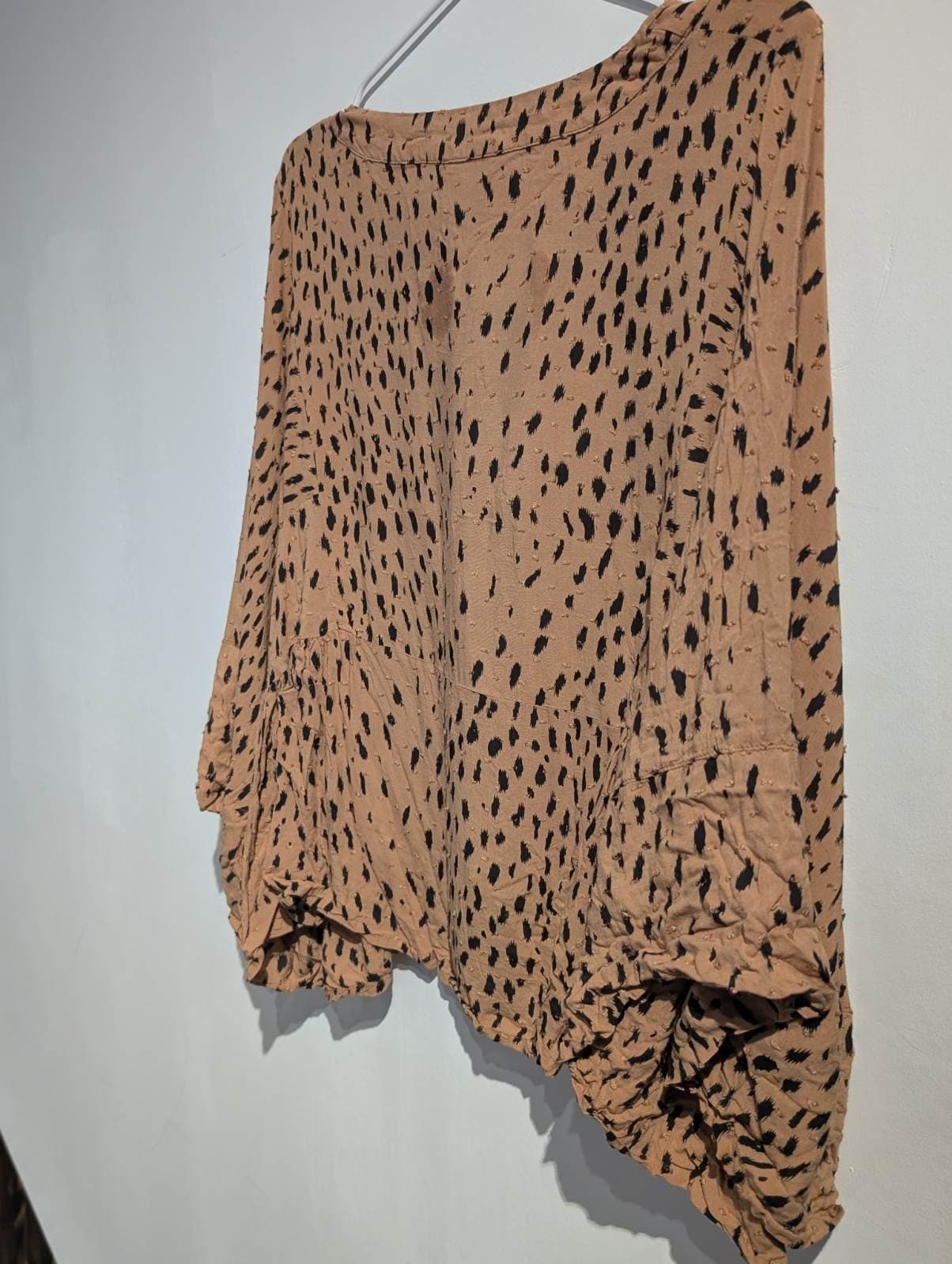 Auguste Animal Print Oversized Kimono-Style Blouse - Women's AU 14 — photo 2 of 9