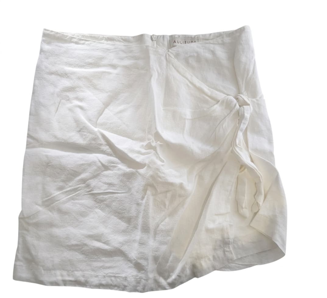 Aulieude White Linen Wrap Mini Skirt Size 10 — photo 1 of 7