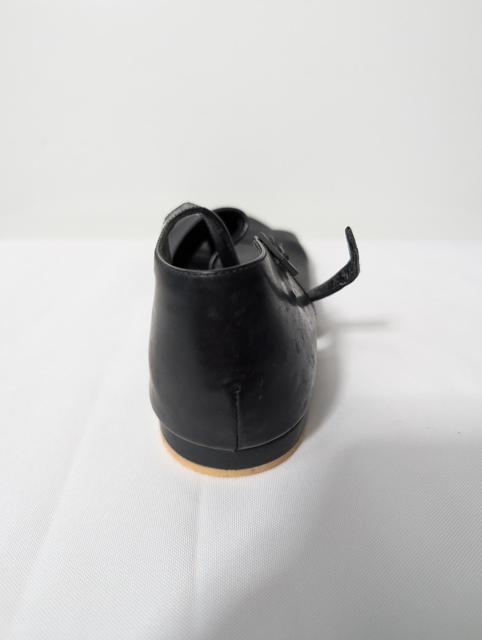 Balenciaga Black Leather Ankle Strap Flat Sandals EU 38 — photo 4 of 8