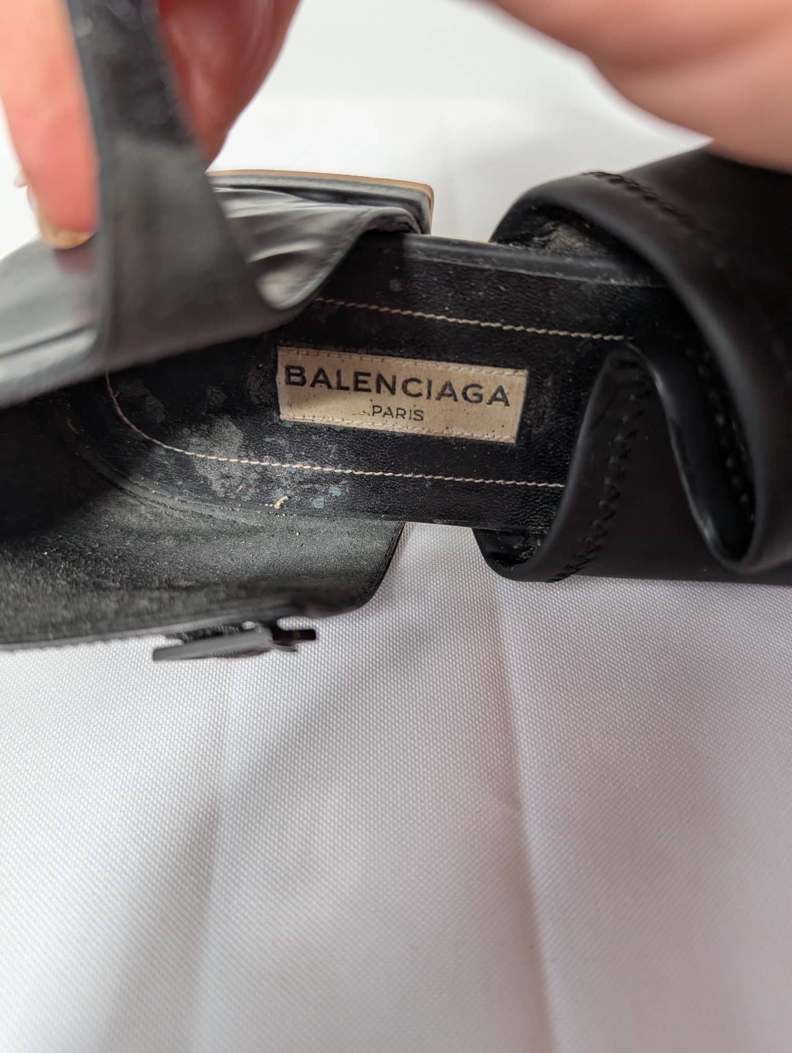 Balenciaga Black Leather Ankle Strap Flat Sandals EU 38 — photo 6 of 8