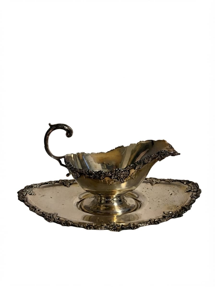 Barker Bros Silver Plated Gravy Boat With Attached Underplate — photo 1 of 8