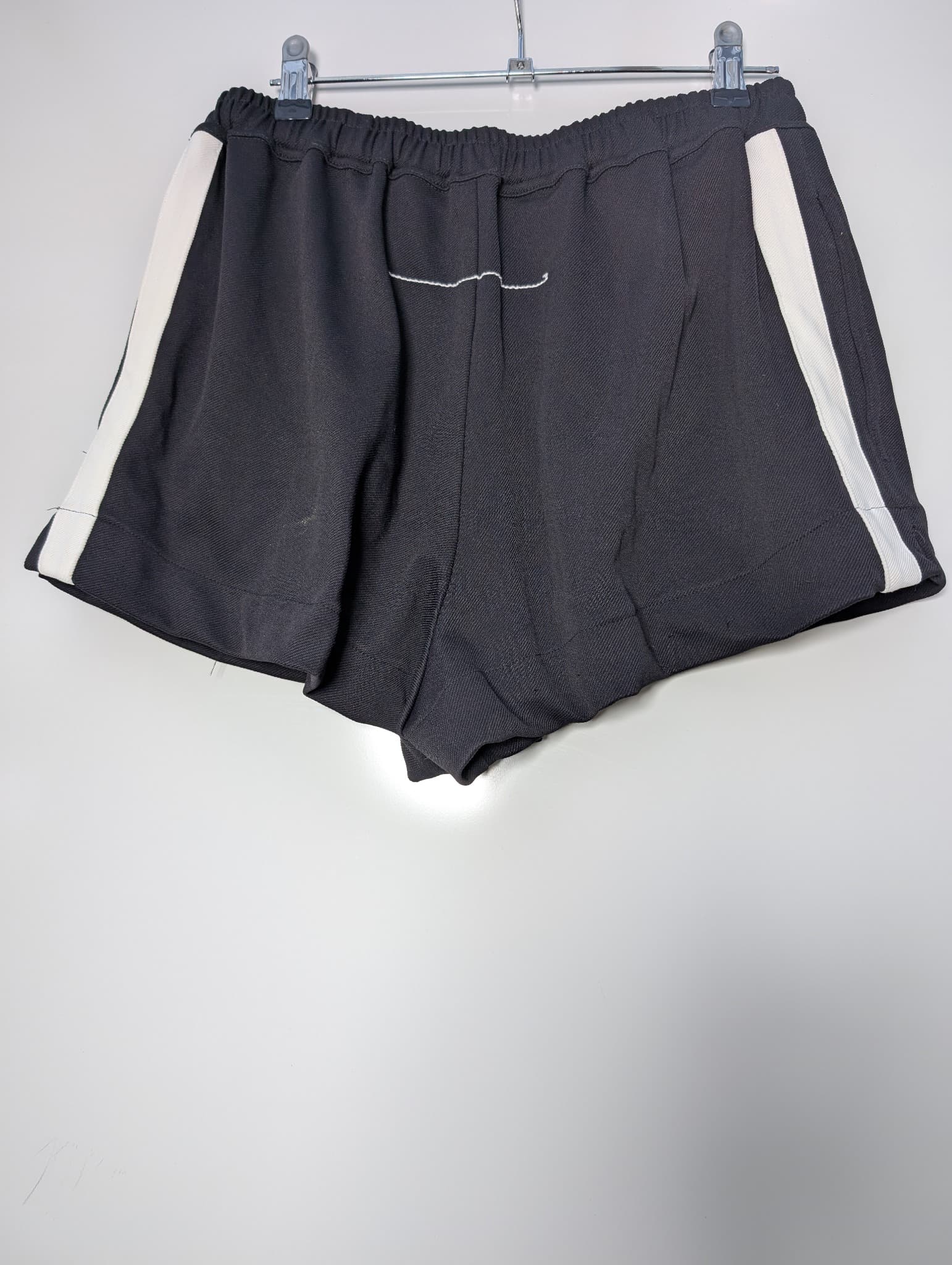 Bassike Athletic Shorts Black With Side Stripe Size 2 — photo 3 of 8