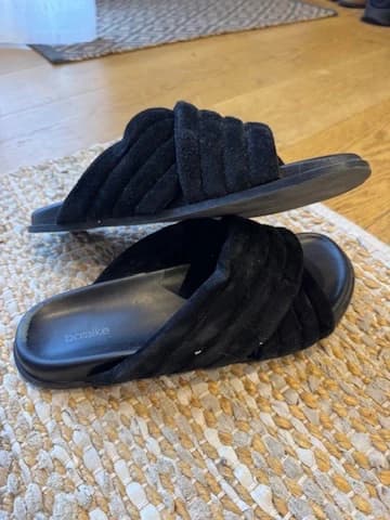 Bassike Black Quilted Suede Slides — photo 4 of 7