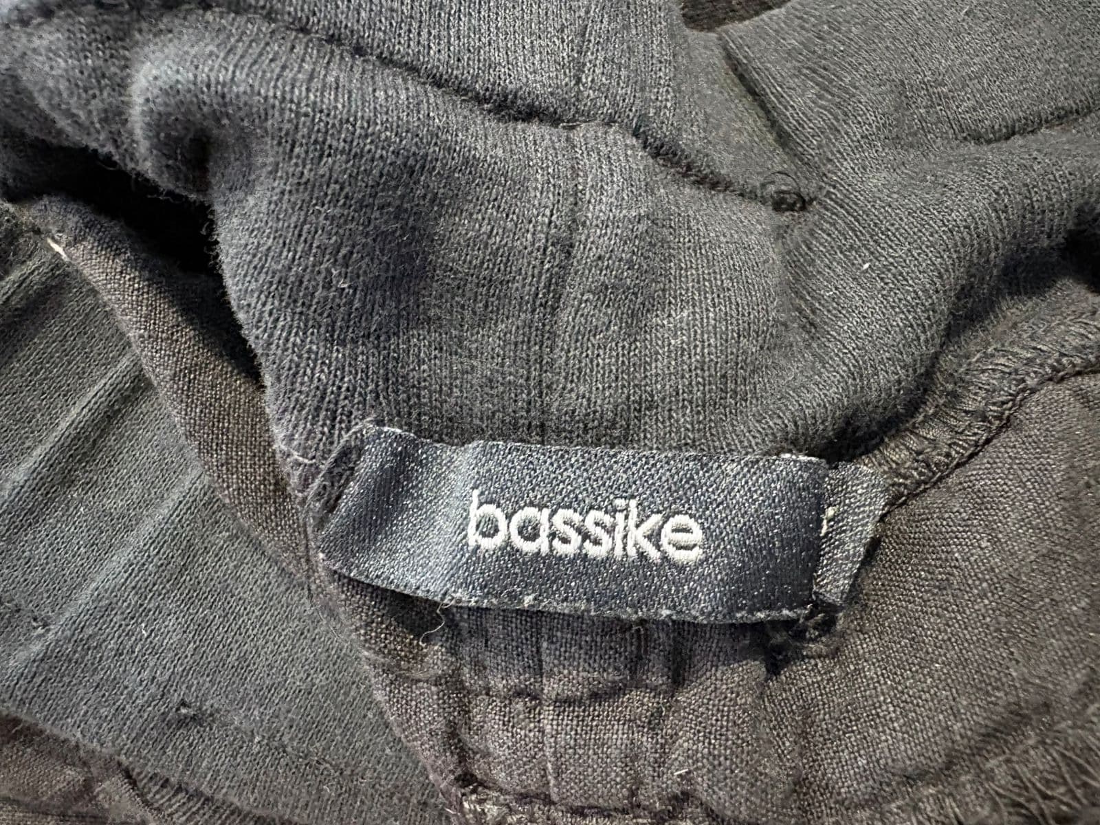 Bassike Linen Drawstring Jogger Pants Black — photo 6 of 7