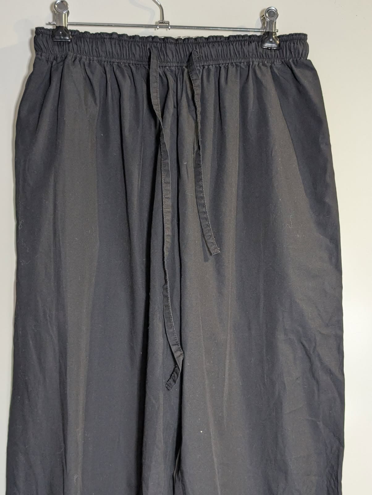 Bassike Organic Cotton Lounge Pants Black Elastic Waist Joggers — photo 2 of 5