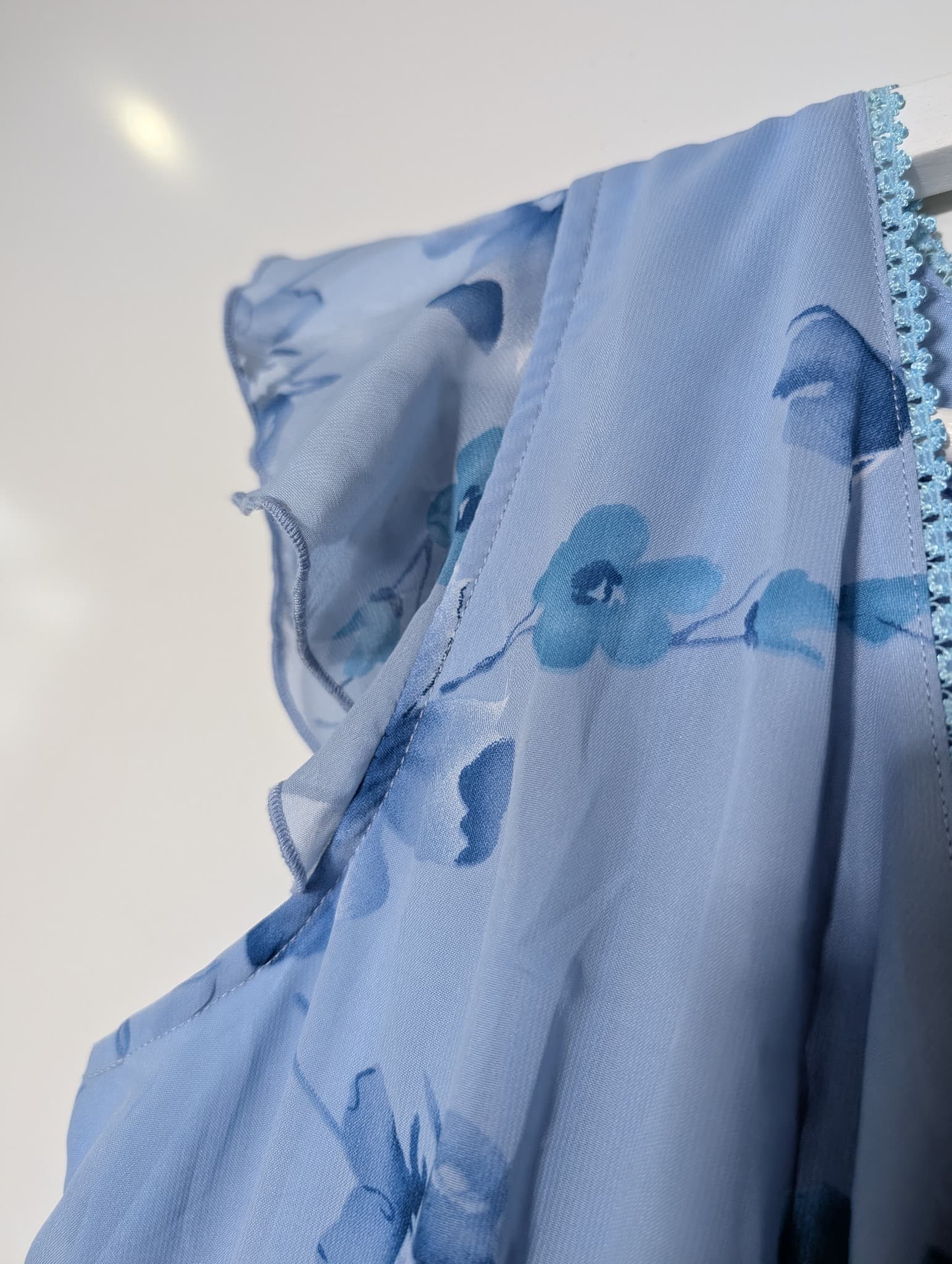 Bia Clothing Floral Midi Dress Blue Flutter Sleeve — photo 5 of 7